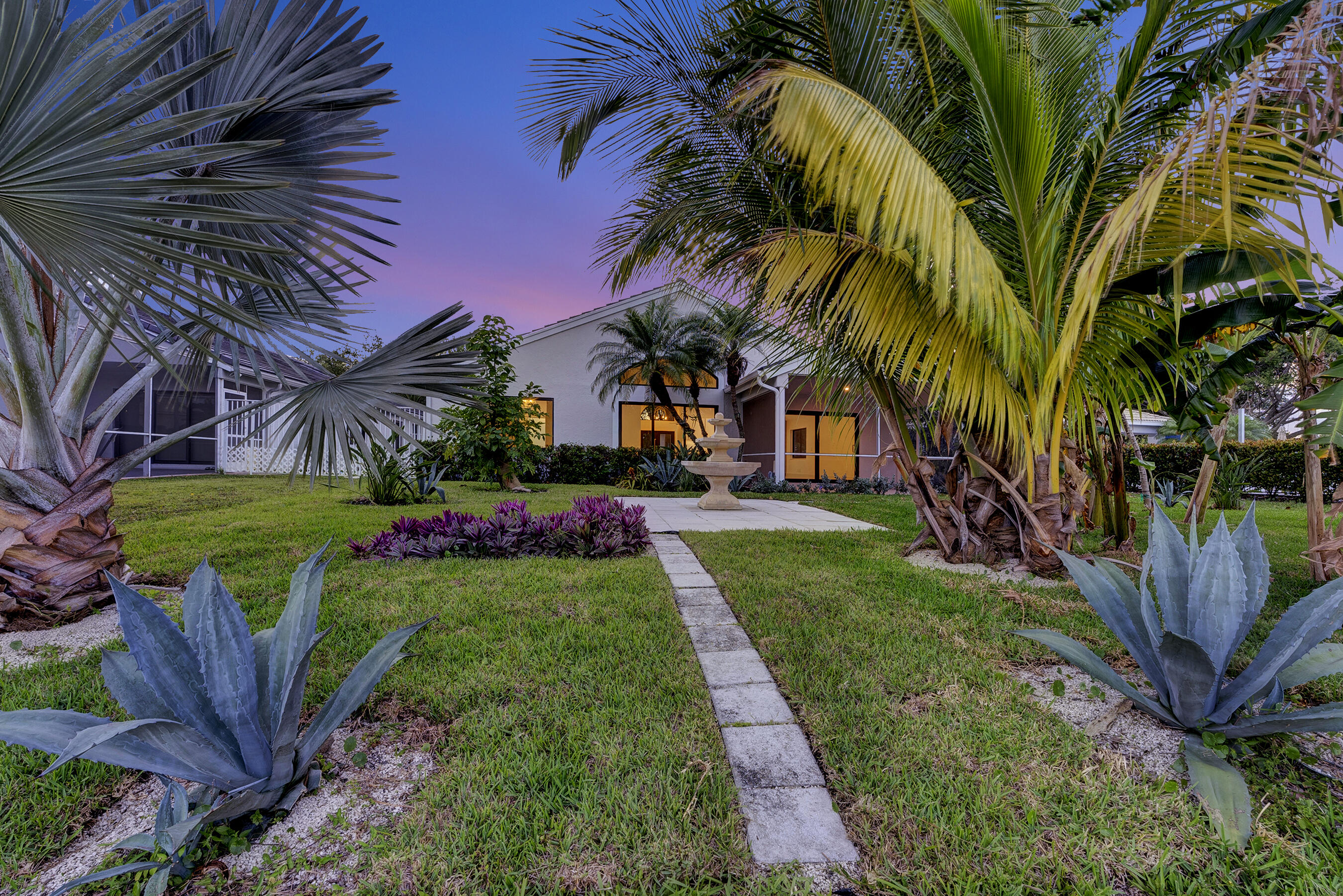 1175 Sea Grape Circle