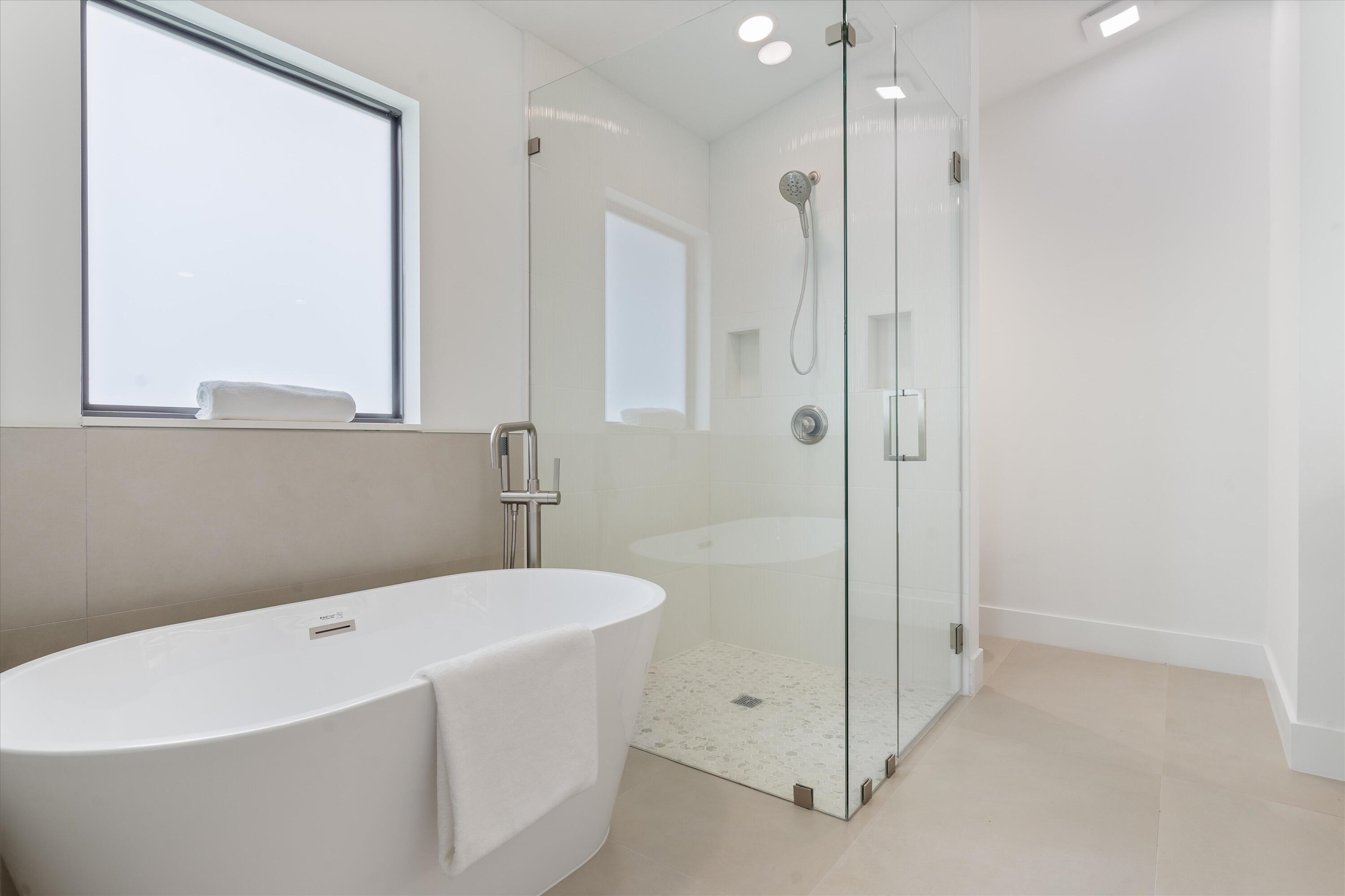 1175 Sea Grape Circle