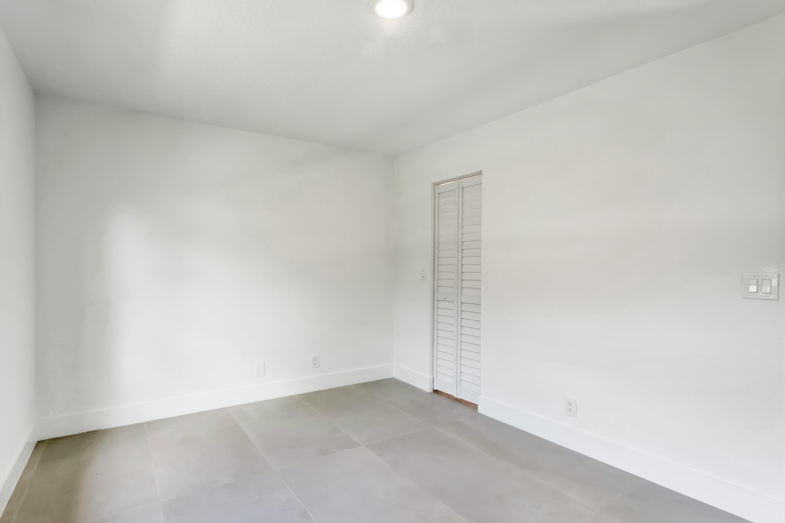 1175 Sea Grape Circle