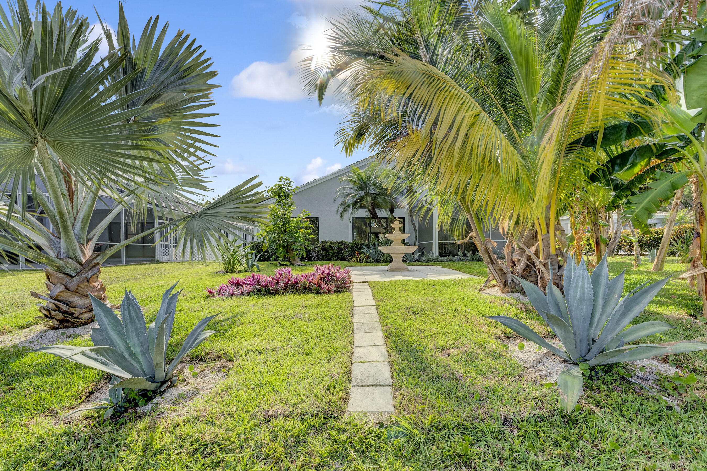 1175 Sea Grape Circle