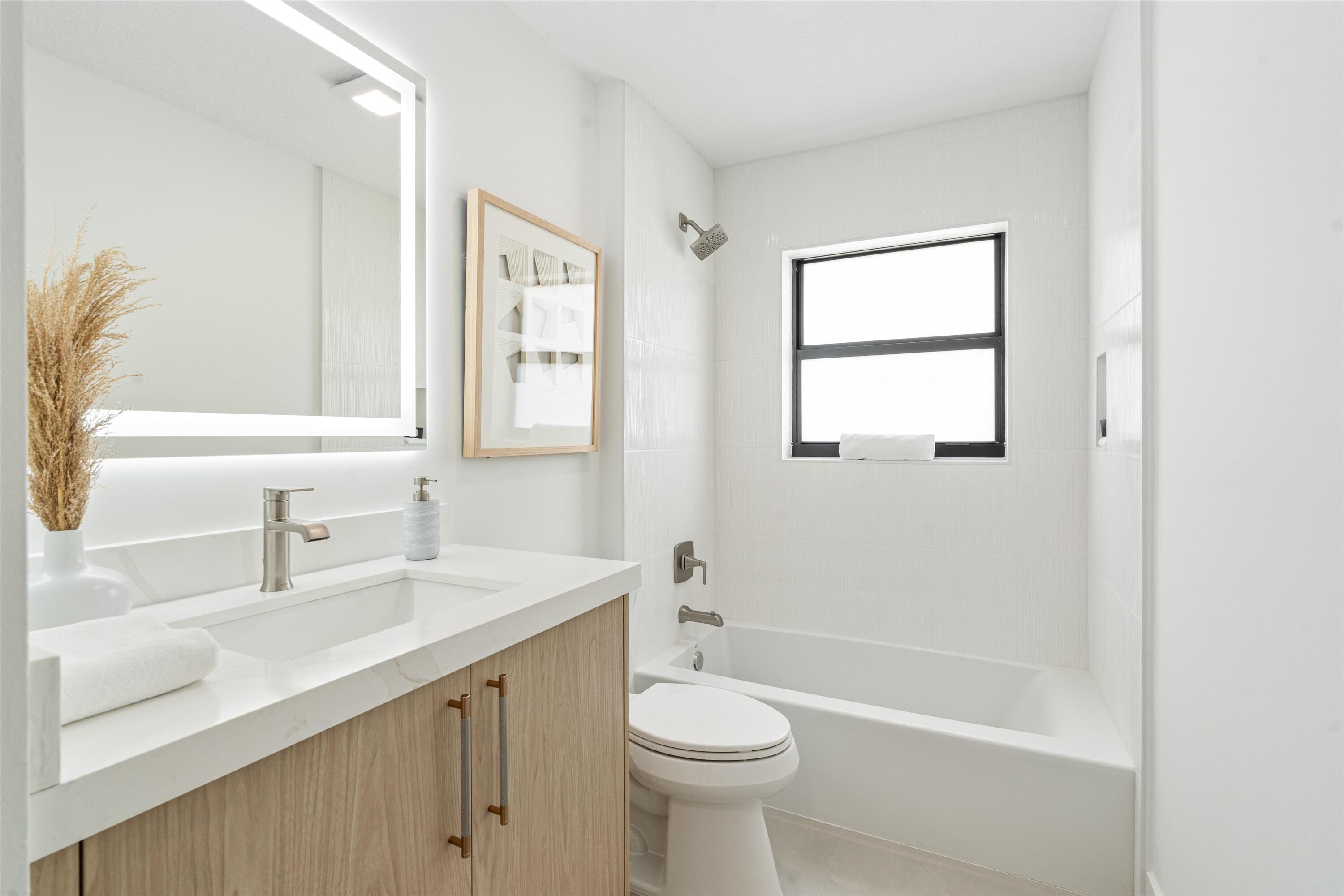 1175 Sea Grape Circle