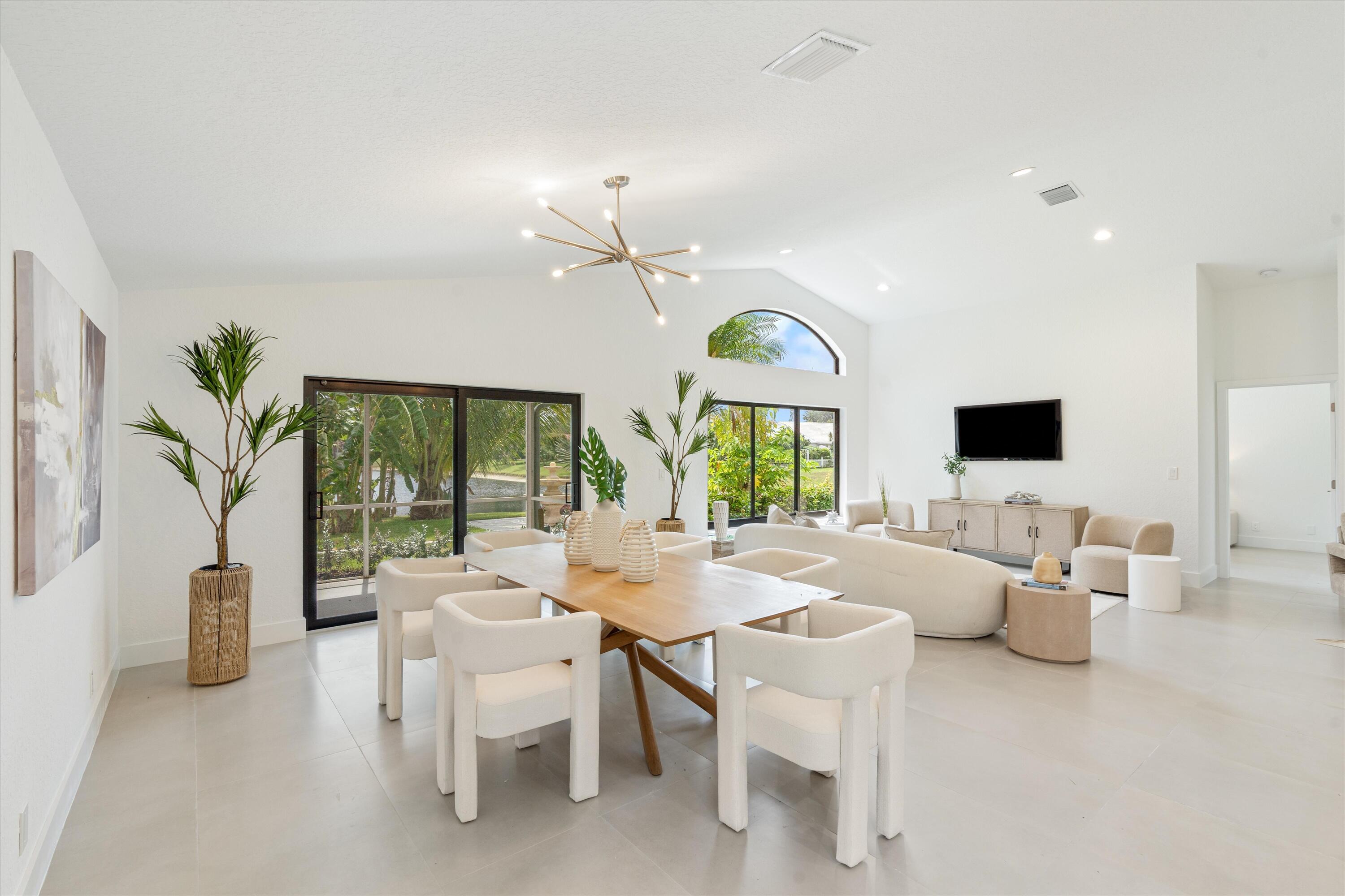 1175 Sea Grape Circle