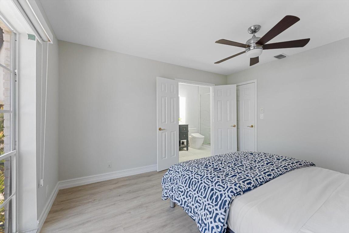 1194 Hillsboro Mile 31