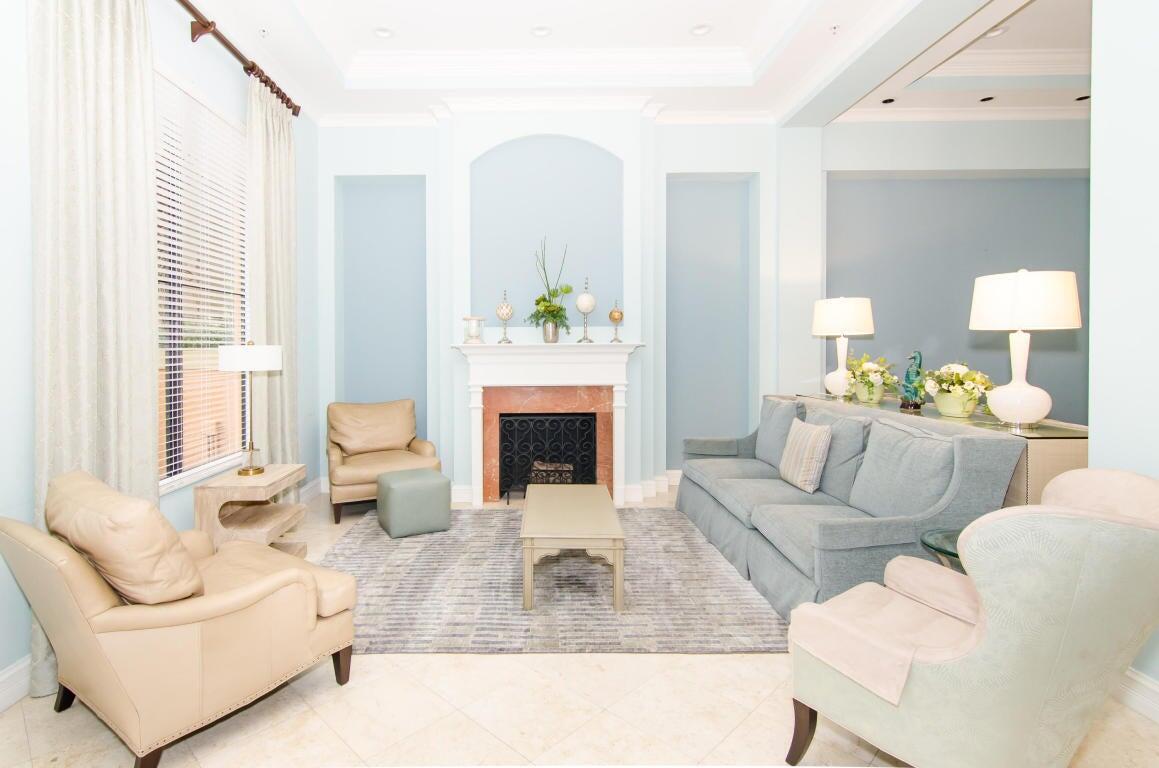 780 S Sapodilla Avenue 411