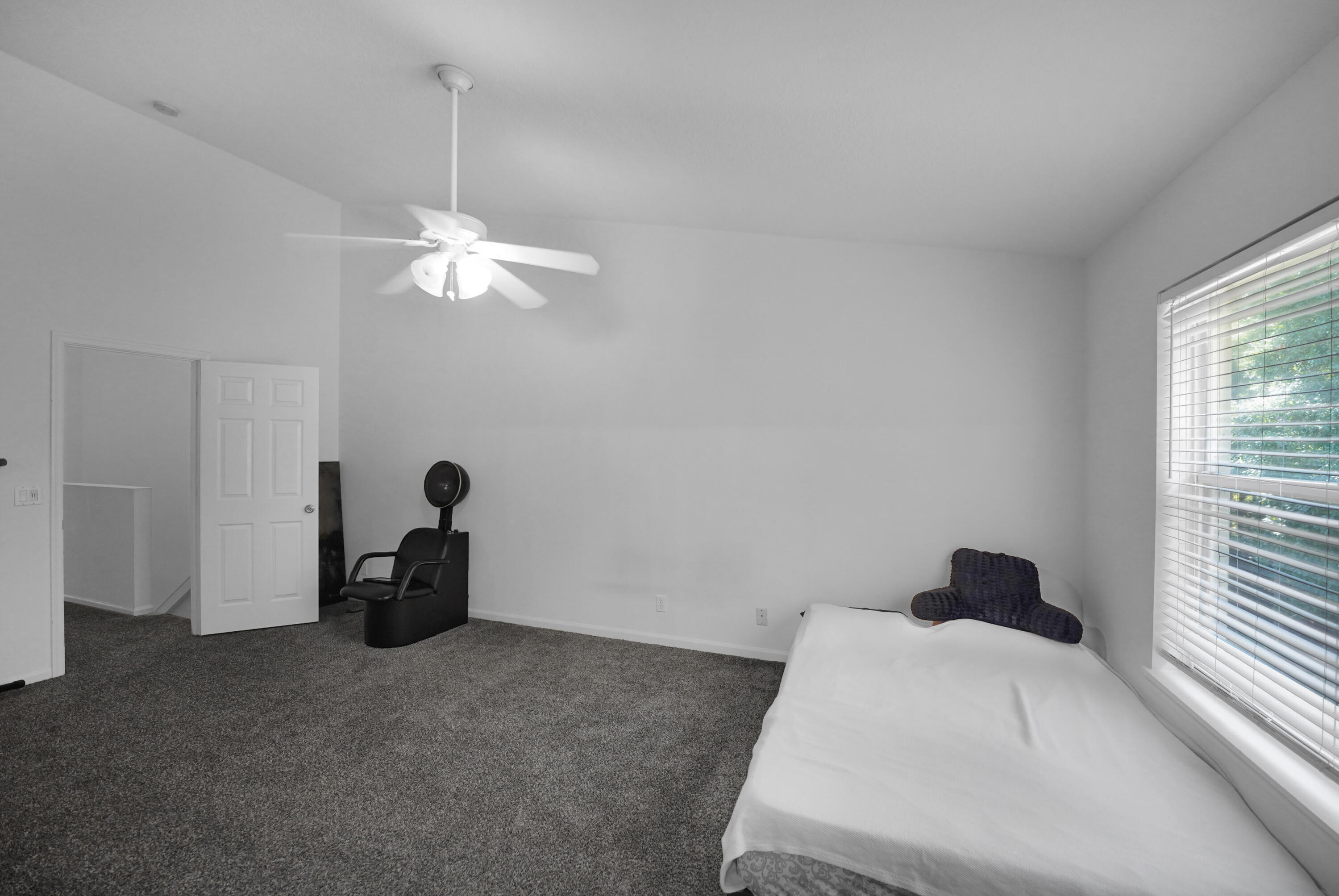 9728 Lago Drive