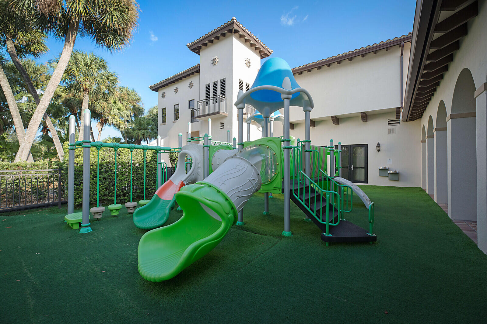 17857 Villa Club Way