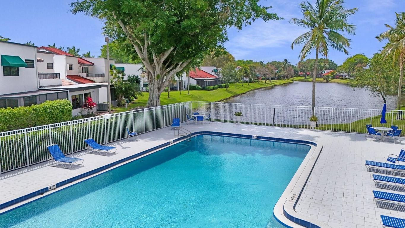 363 NW 36th Avenue, Deerfield Beach