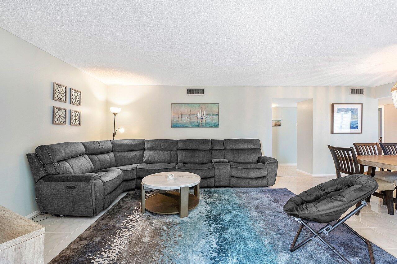 1401 S Ocean Boulevard 506