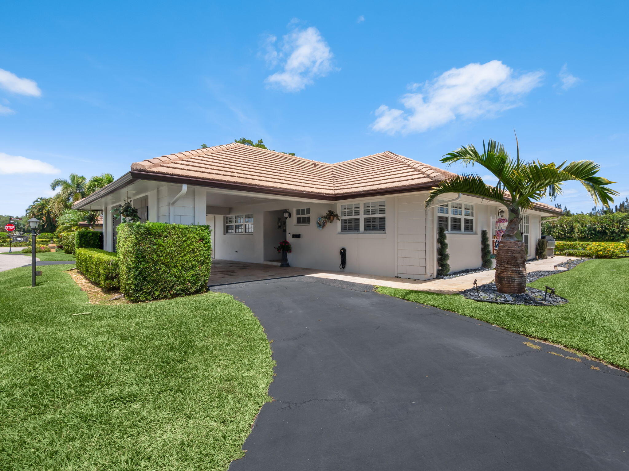 302 Cedar Key Circle, Atlantis