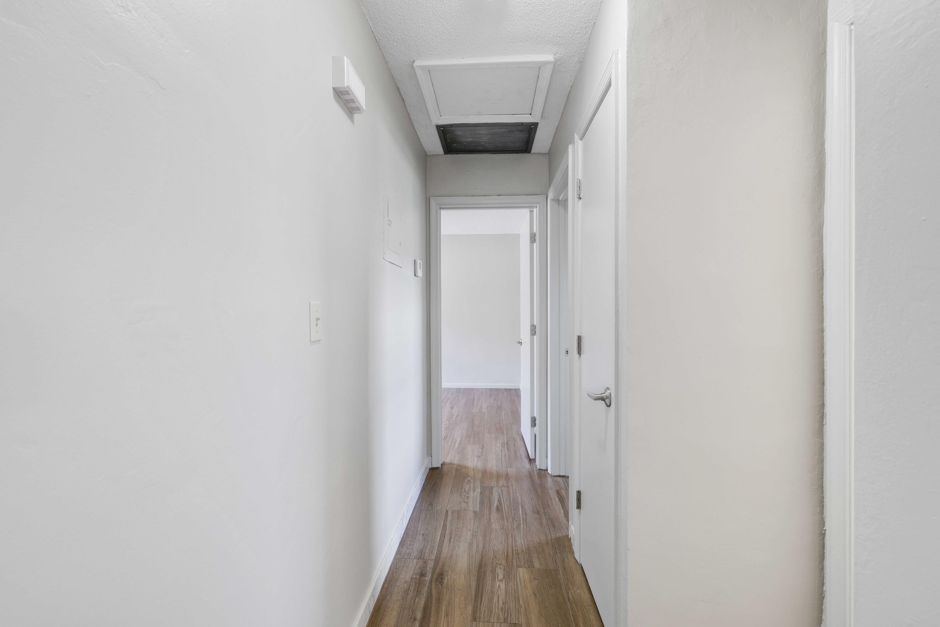 420 NE 11th Avenue 1-2