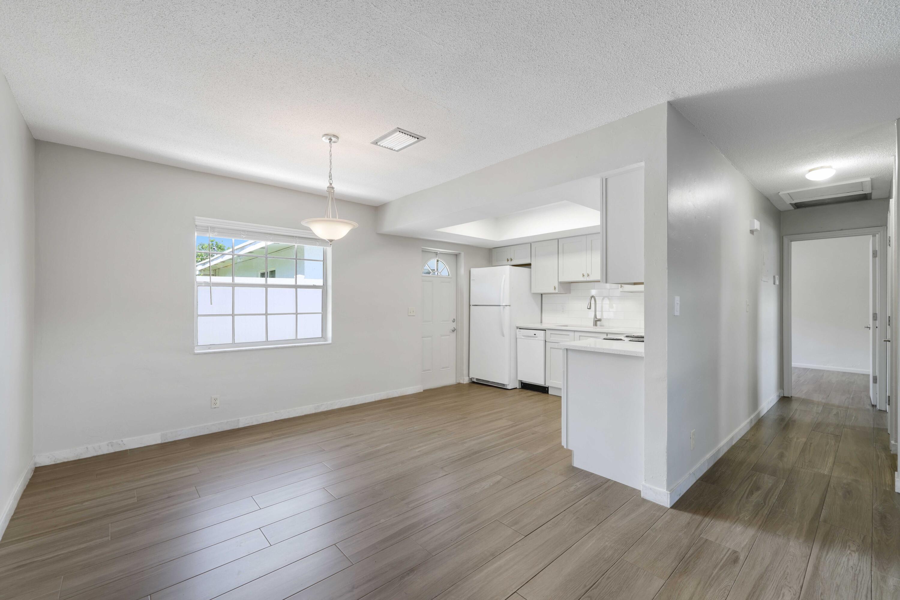 420 NE 11th Avenue 1-2