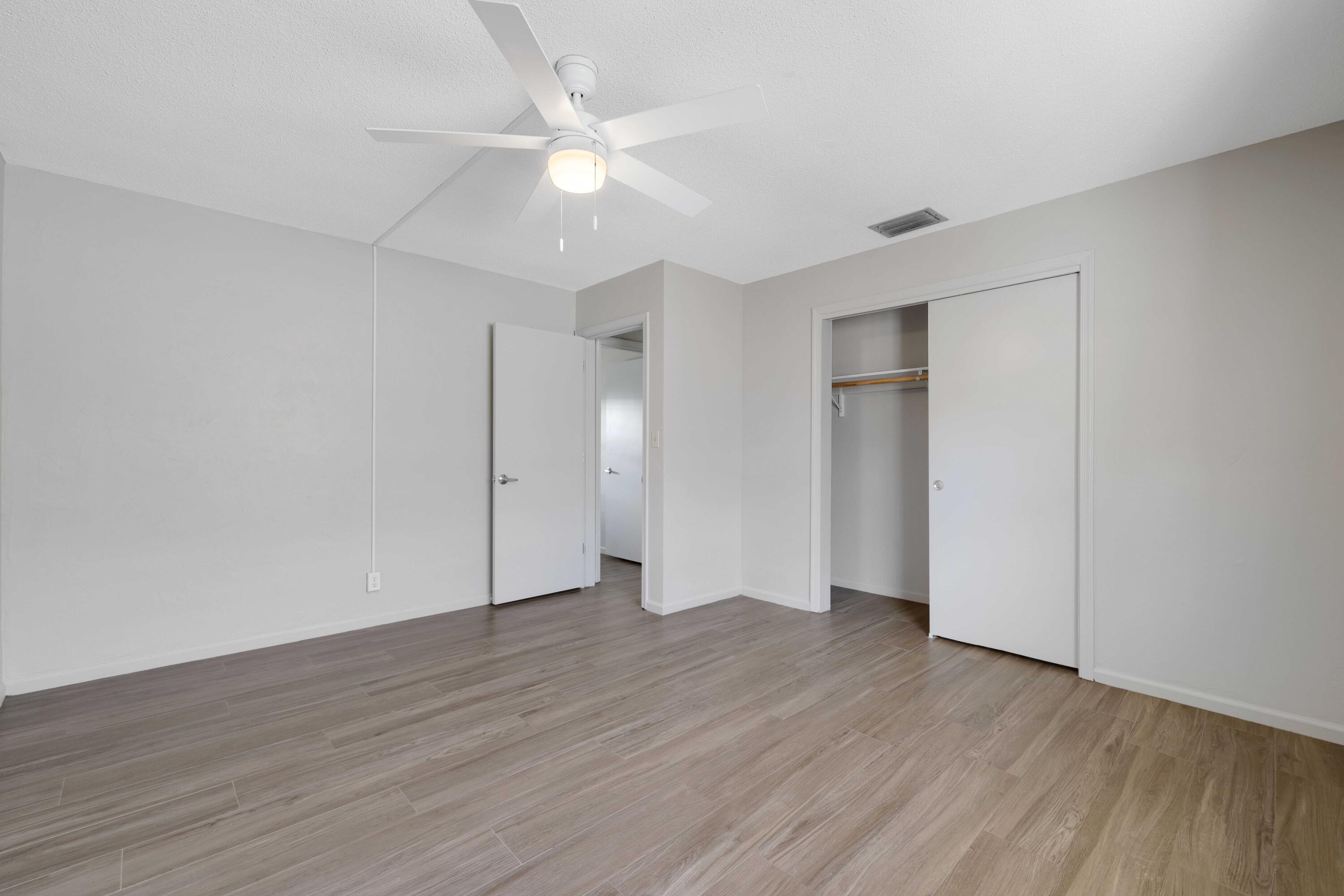 420 NE 11th Avenue 1-2