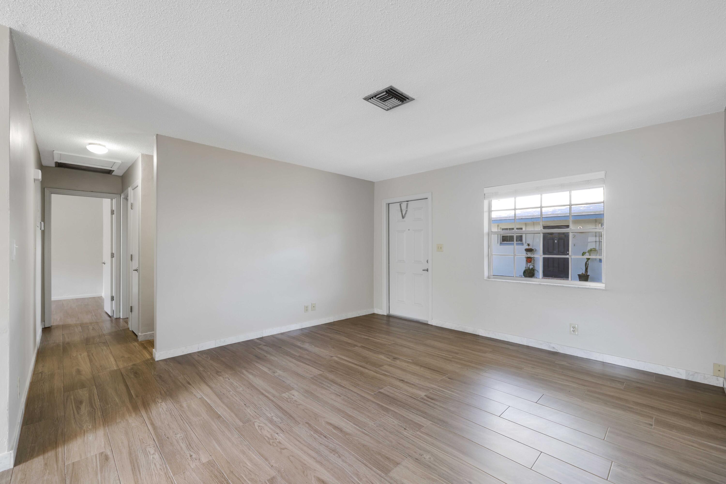 420 NE 11th Avenue 1-2