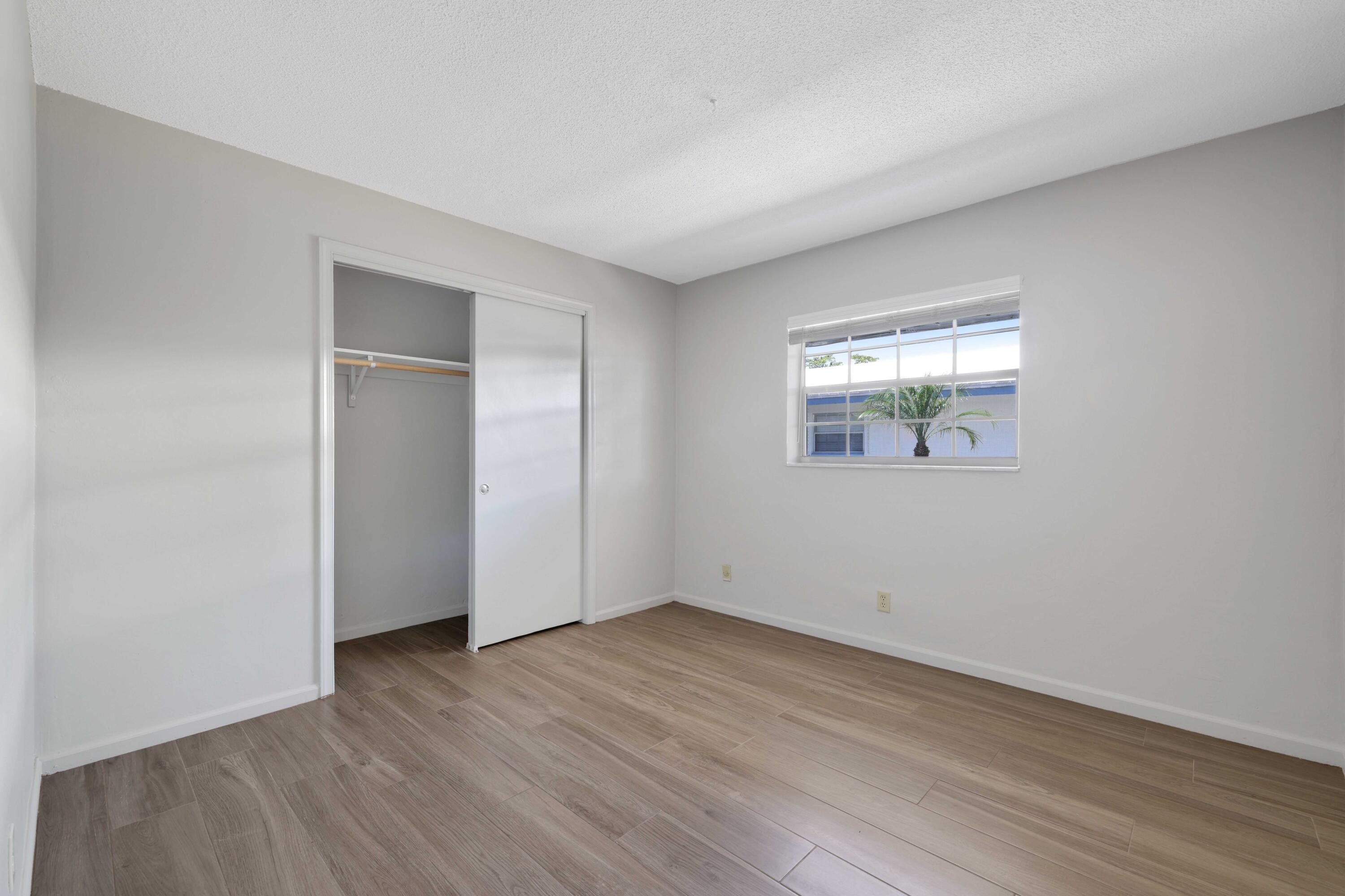 420 NE 11th Avenue 1-2