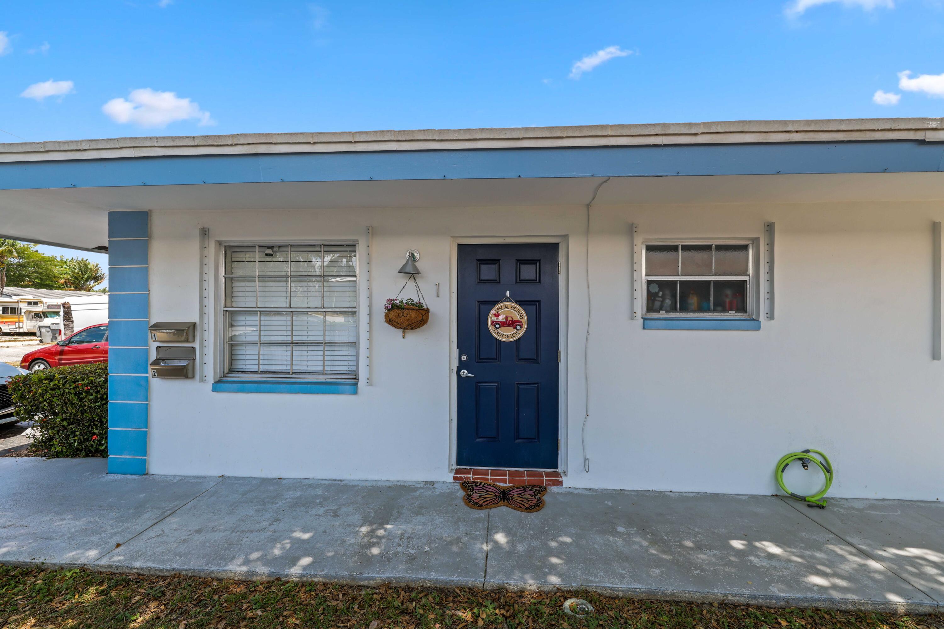 500 NE 11th Avenue 1-2