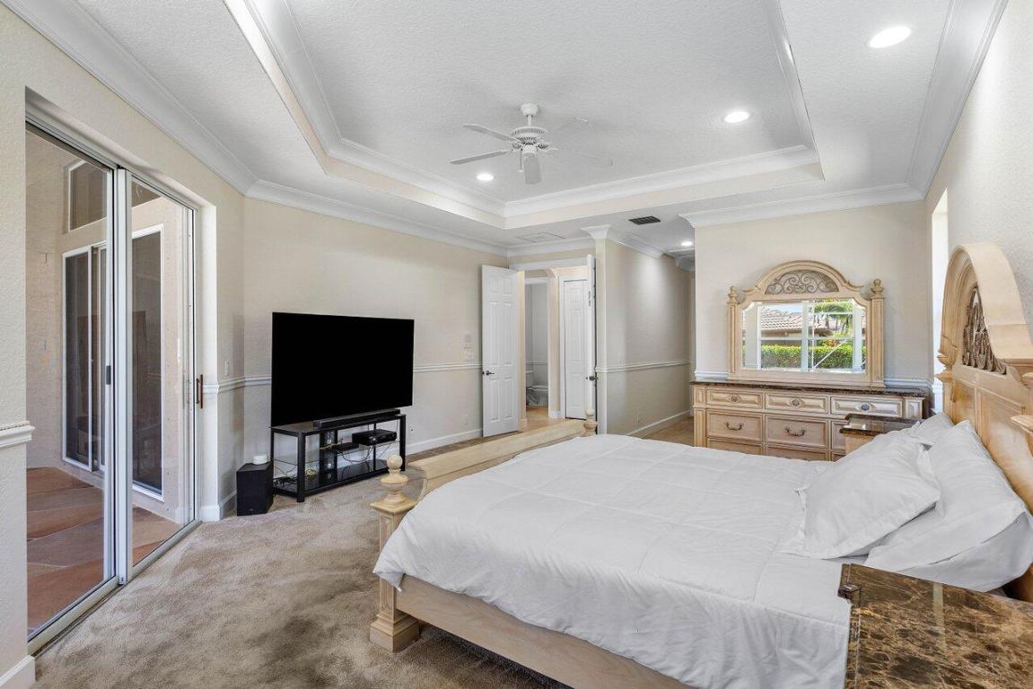 21175 Falls Ridge Way, Boca Raton