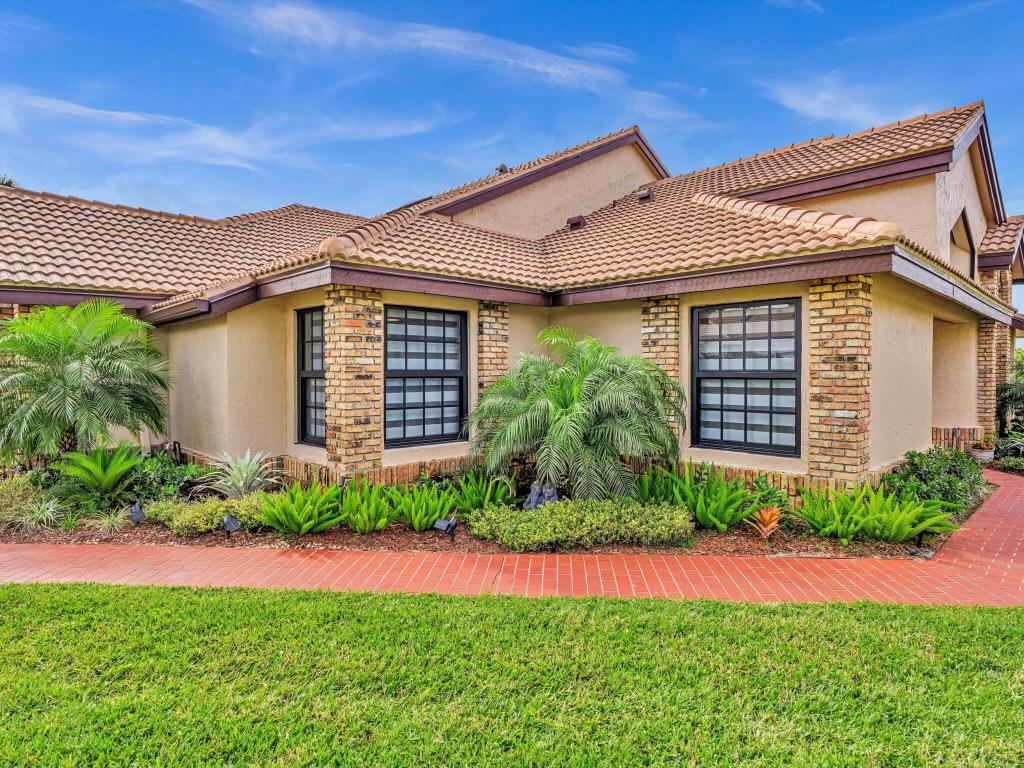 8087 Cassia Drive, Boynton Beach