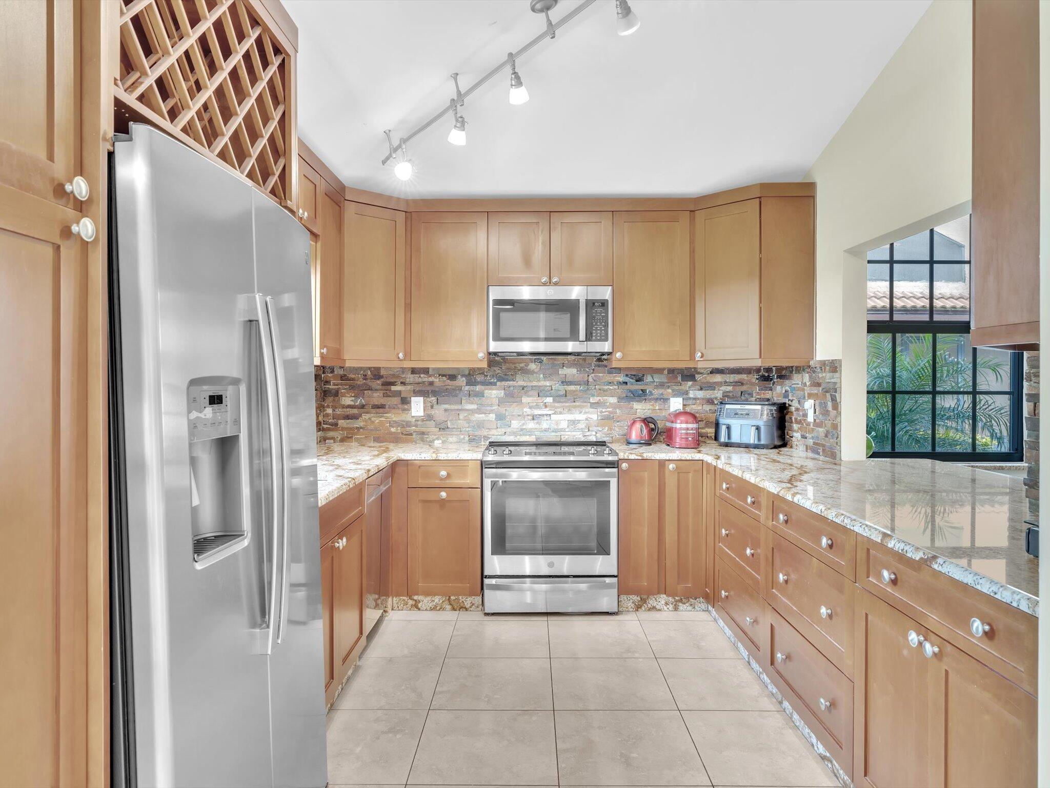 8087 Cassia Drive, Boynton Beach