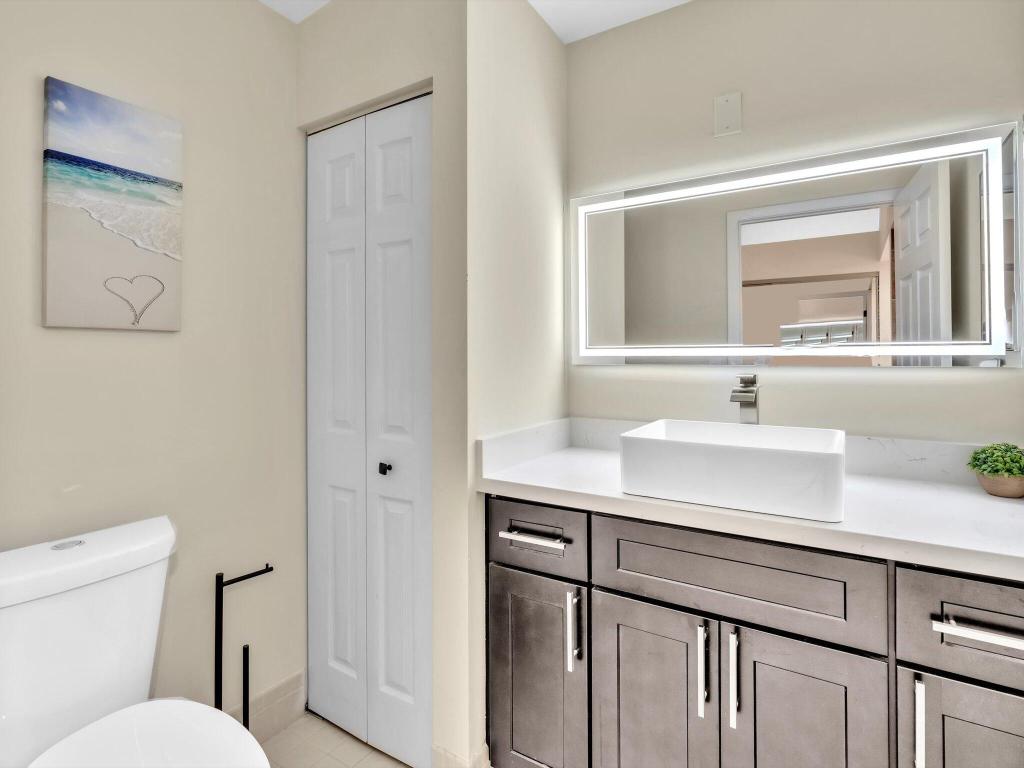 8087 Cassia Drive, Boynton Beach