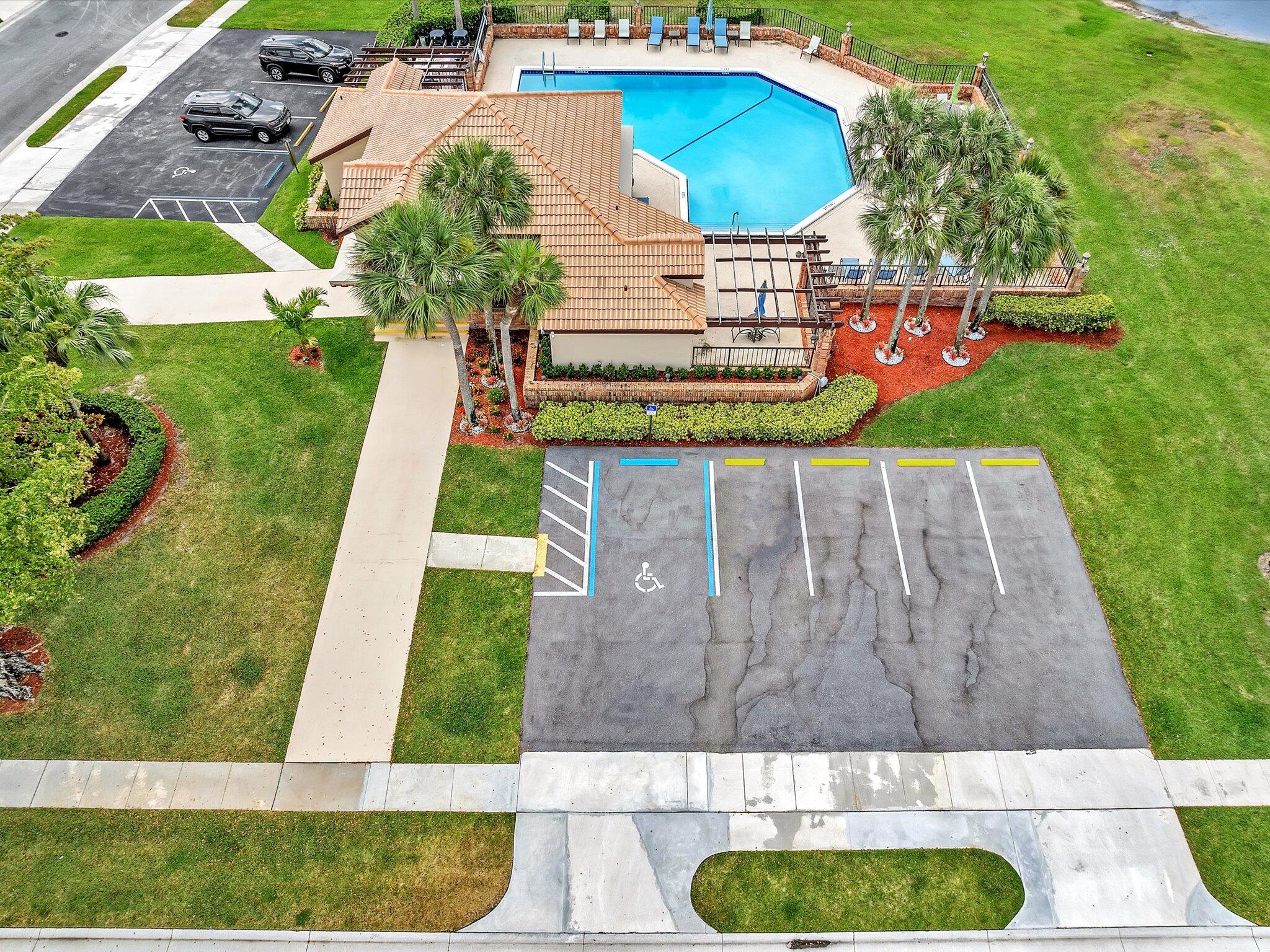 8087 Cassia Drive, Boynton Beach