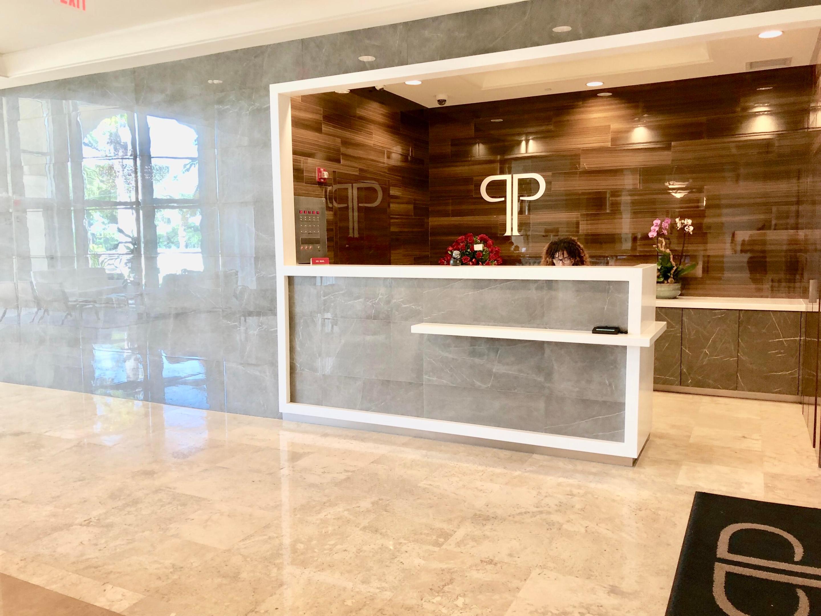 99 SE Mizner Boulevard 836