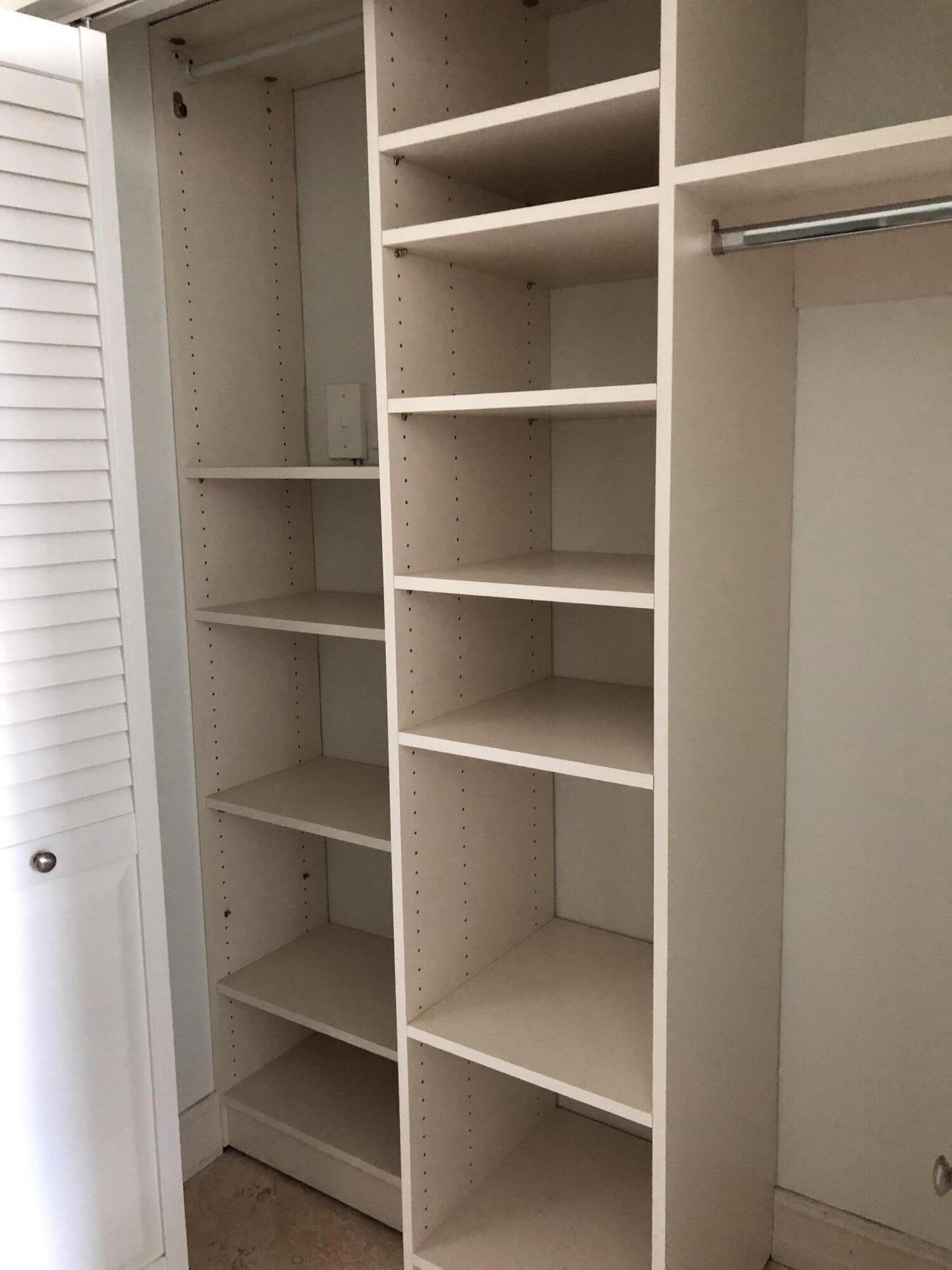 99 SE Mizner Boulevard 836