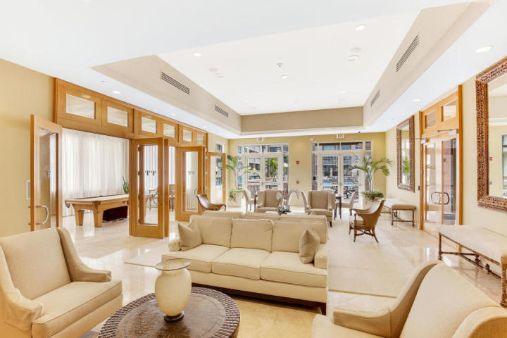 99 SE Mizner Boulevard 836