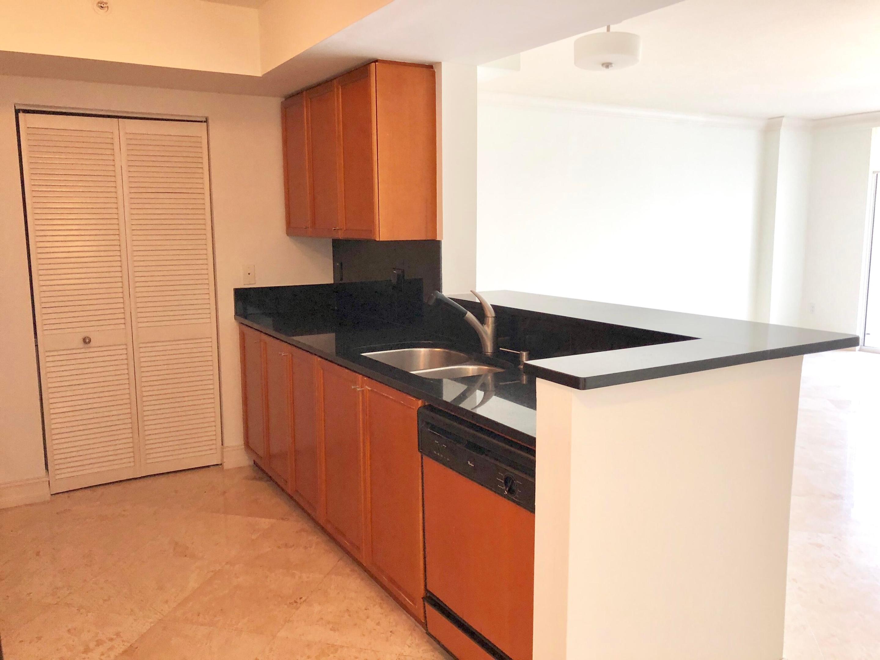 99 SE Mizner Boulevard 836