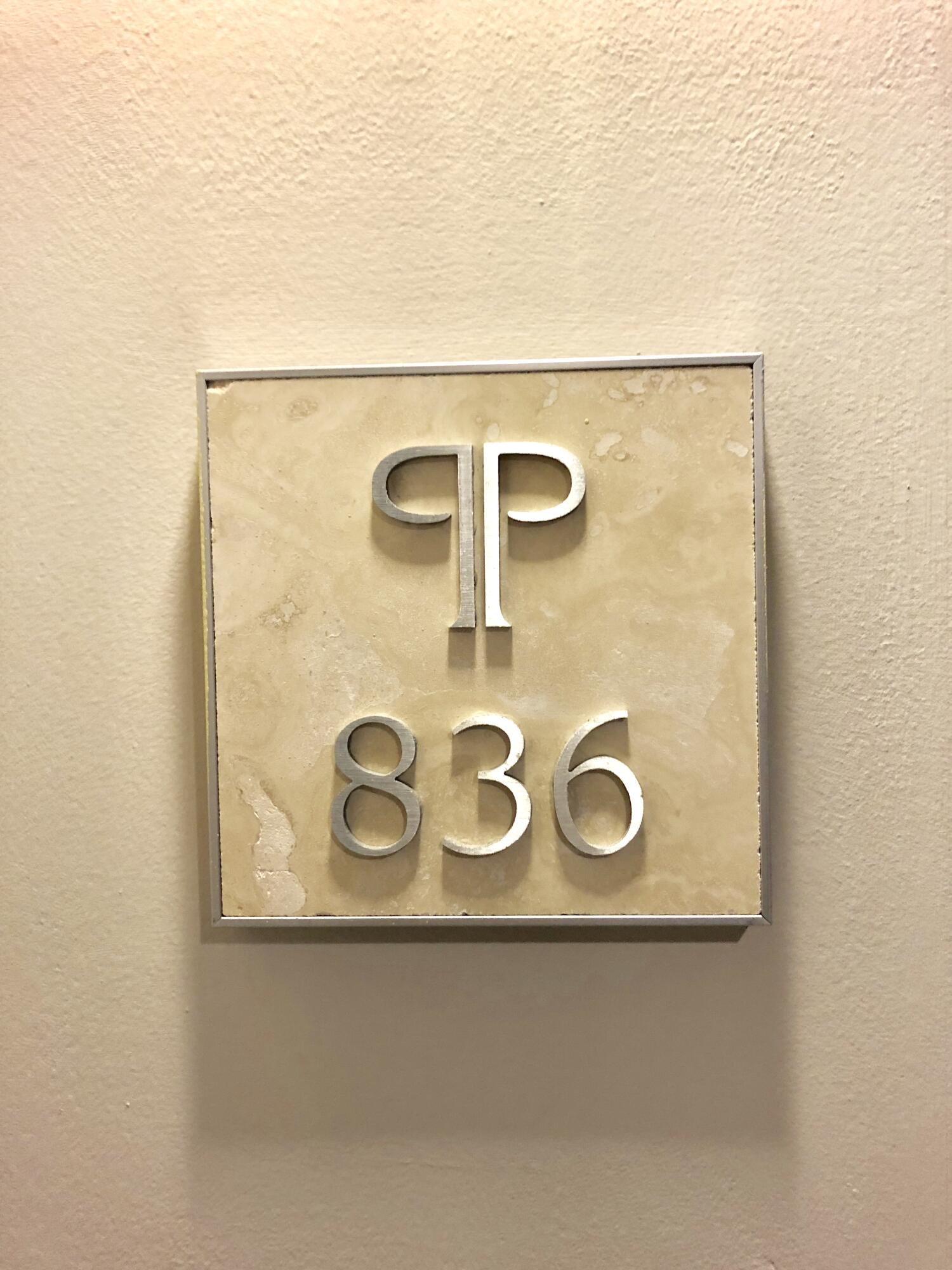 99 SE Mizner Boulevard 836