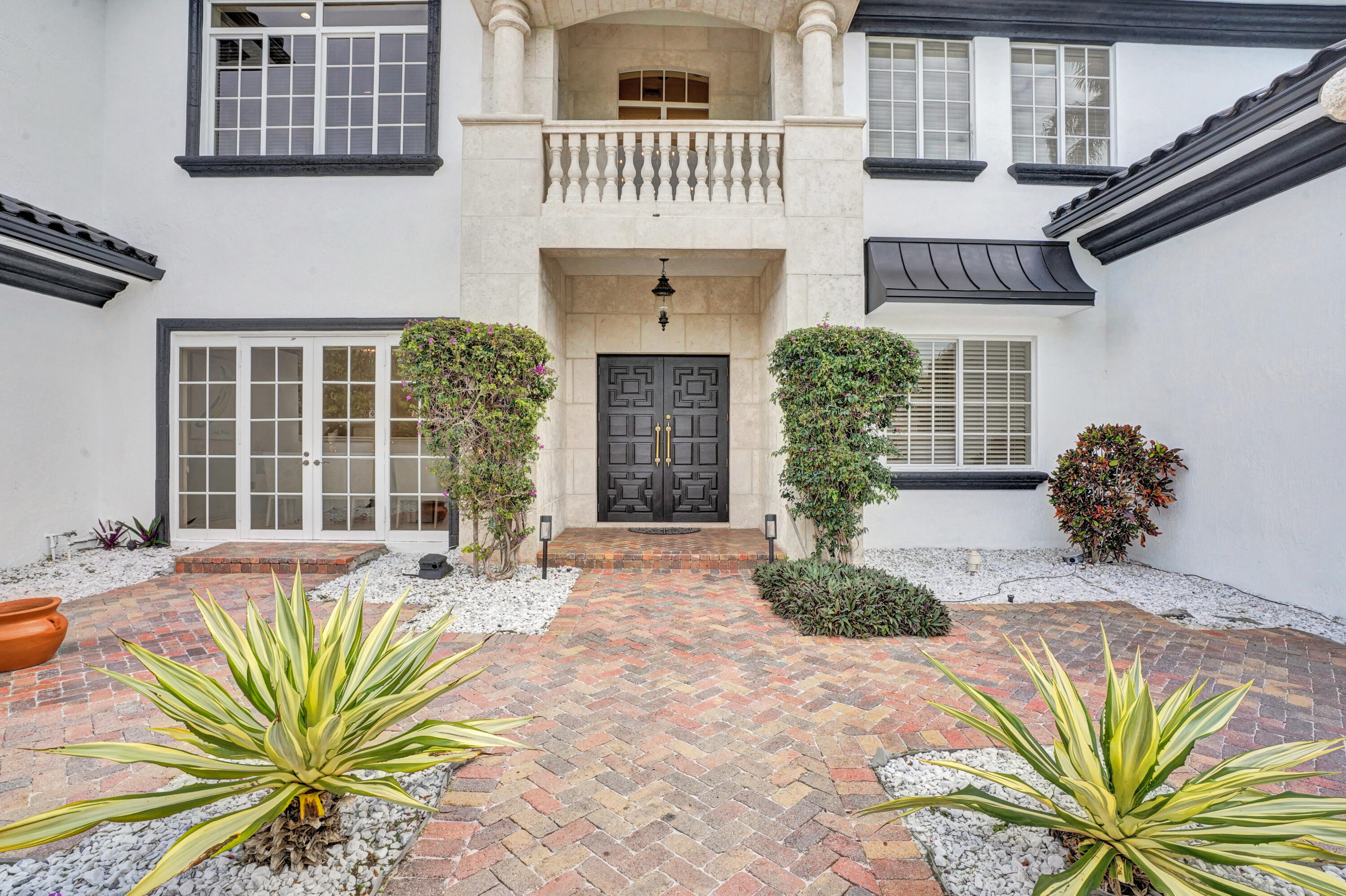 3416 NE 31 Avenue, Lighthouse Point