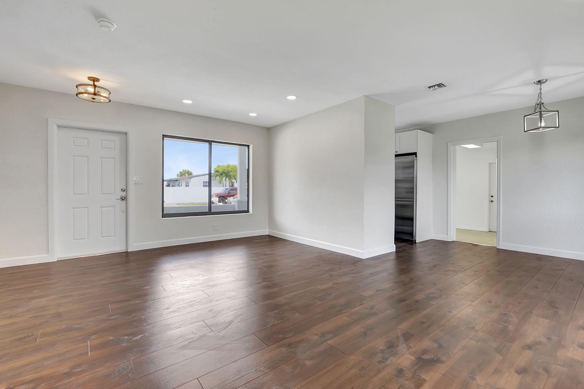 18311 NW 30th Avenue