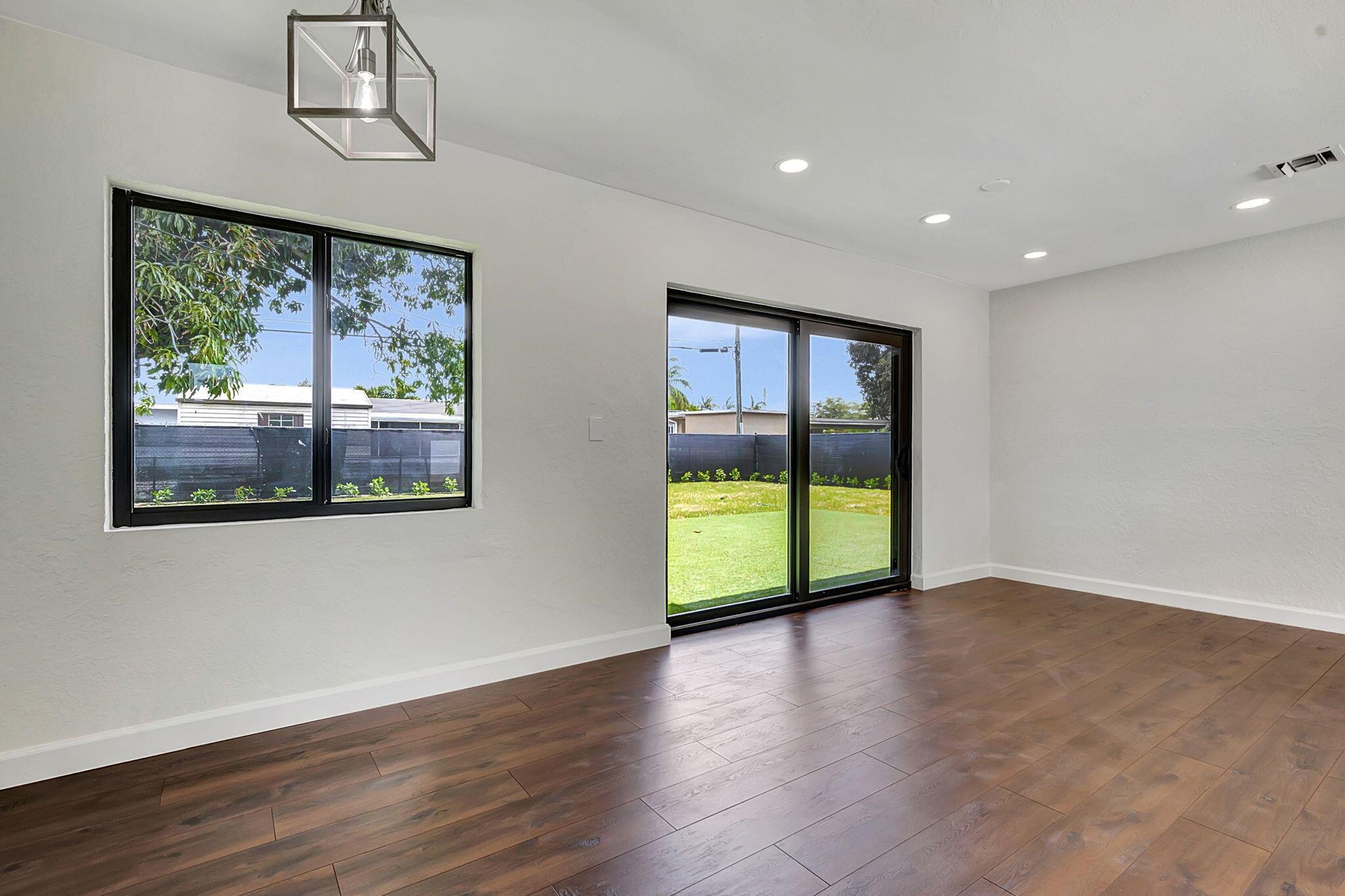 18311 NW 30th Avenue