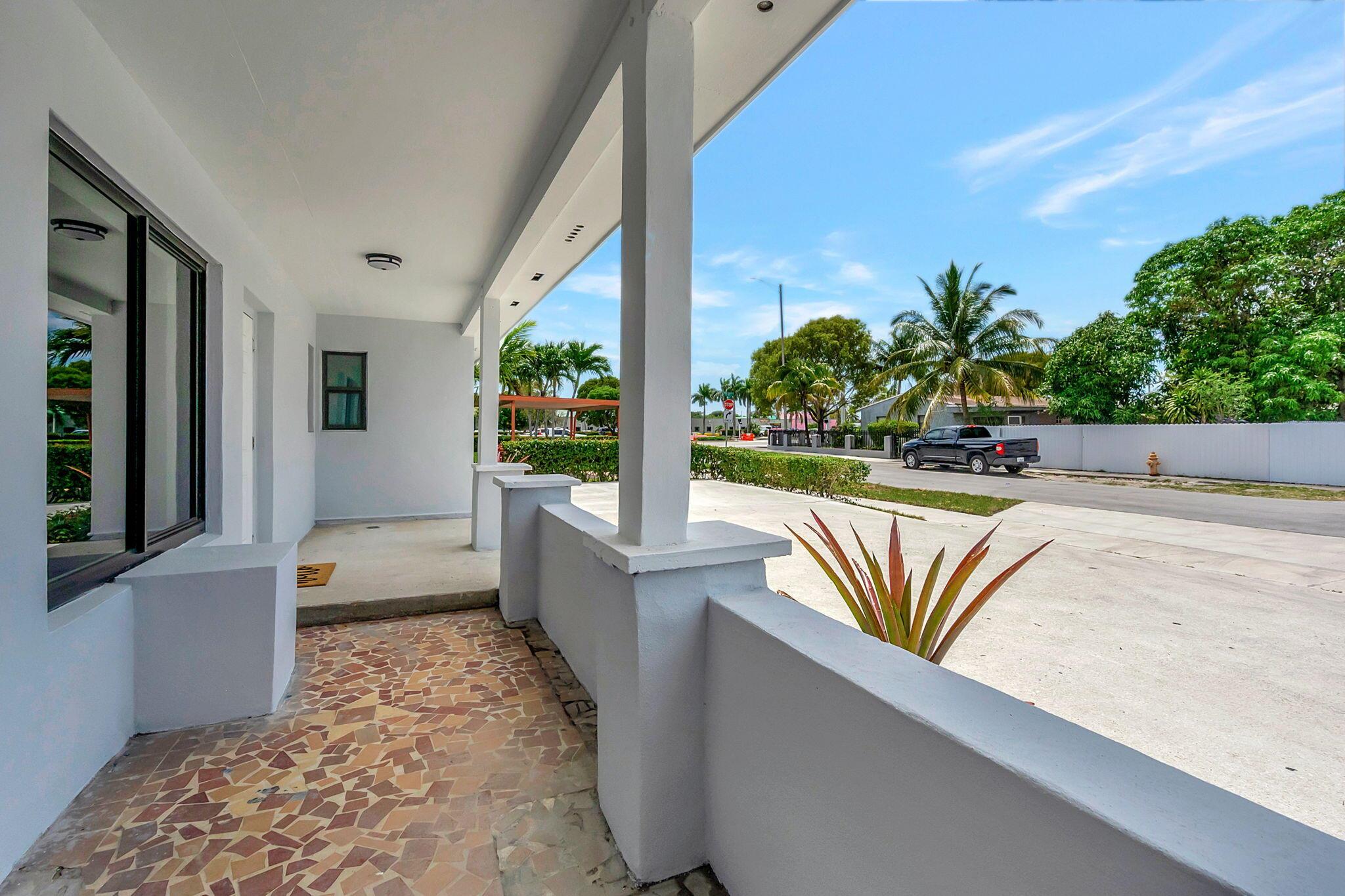 18311 NW 30th Avenue