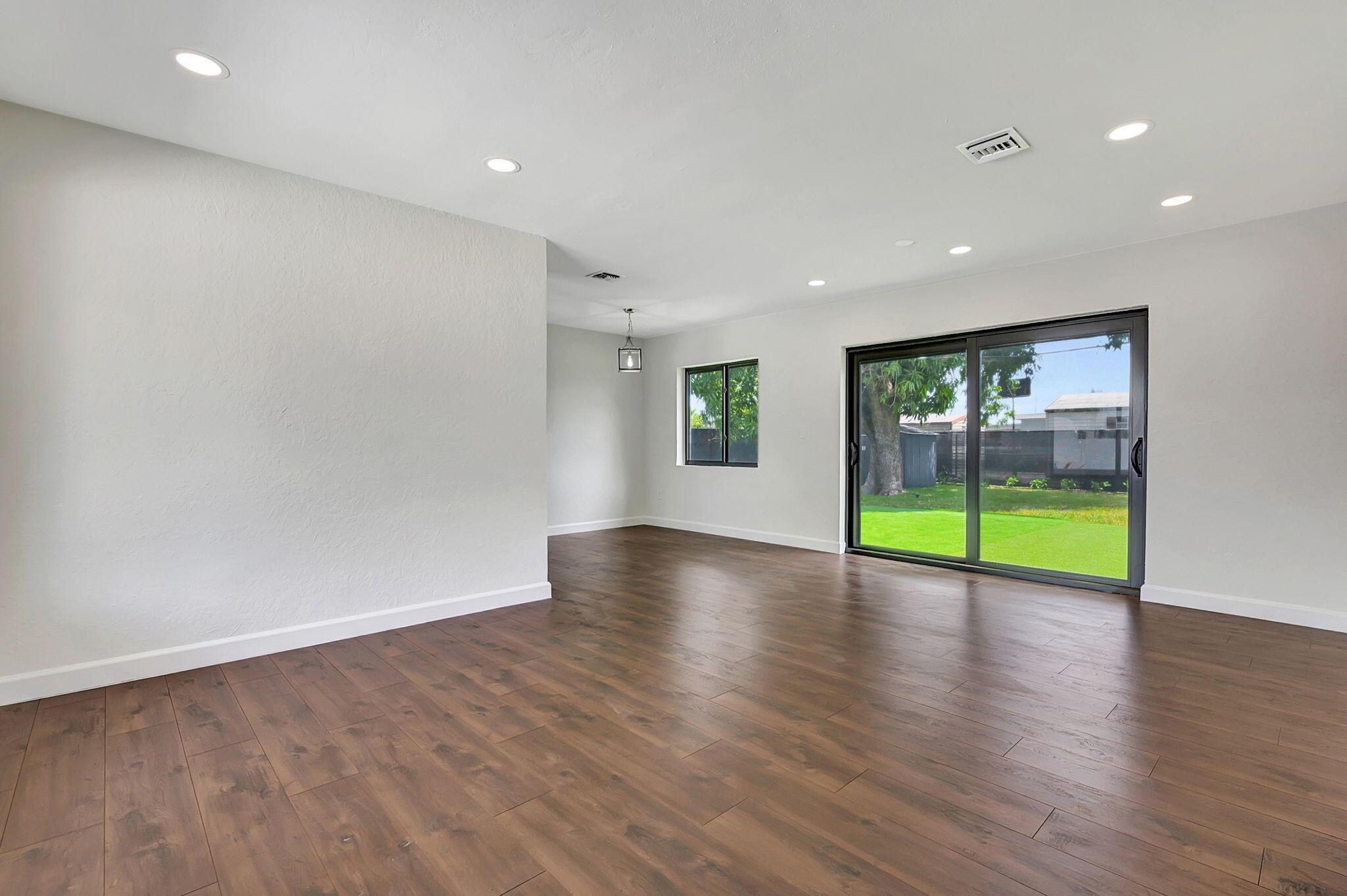 18311 NW 30th Avenue