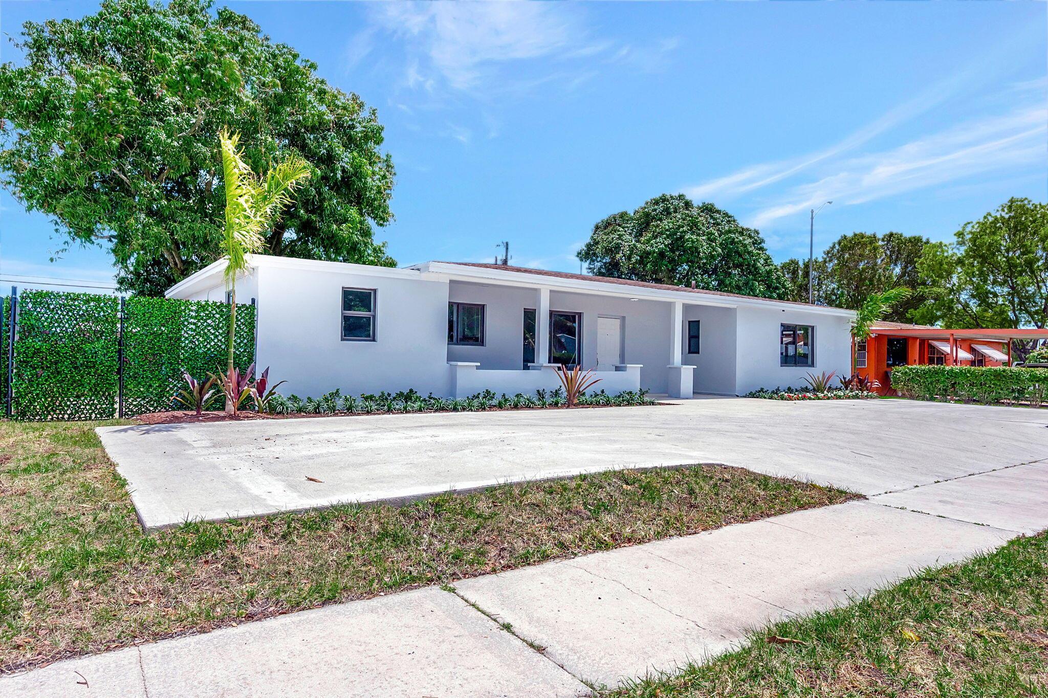 18311 NW 30th Avenue