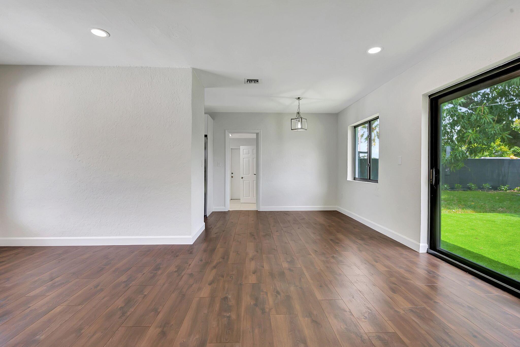 18311 NW 30th Avenue