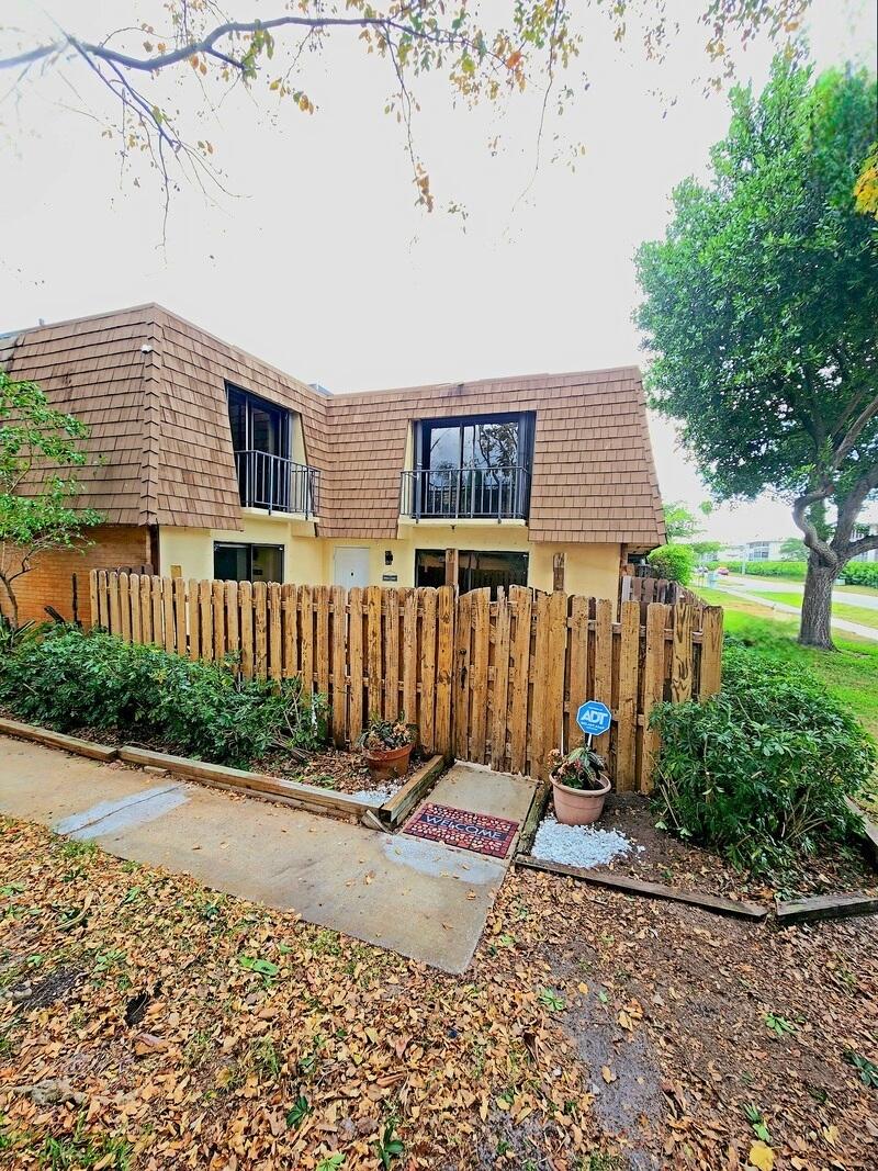 289 Arabian Road, Palm Springs