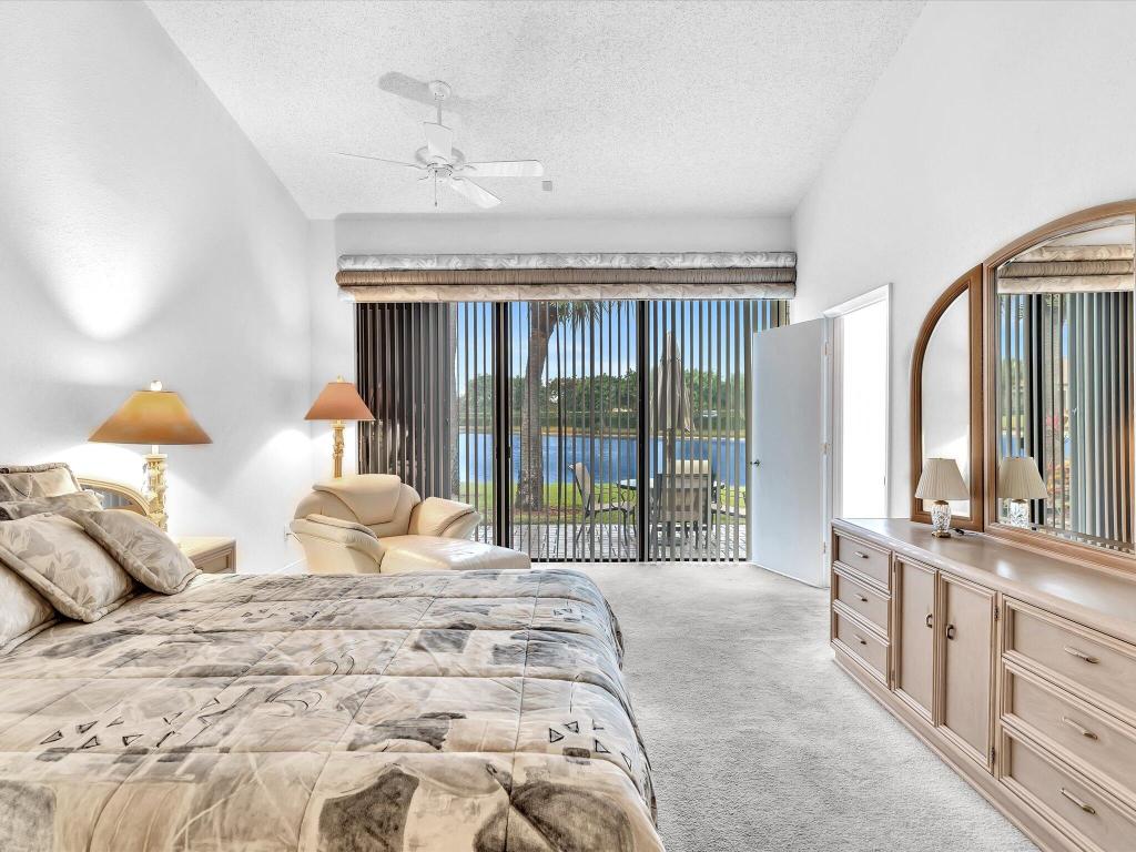 8230 Cassia Drive, Boynton Beach