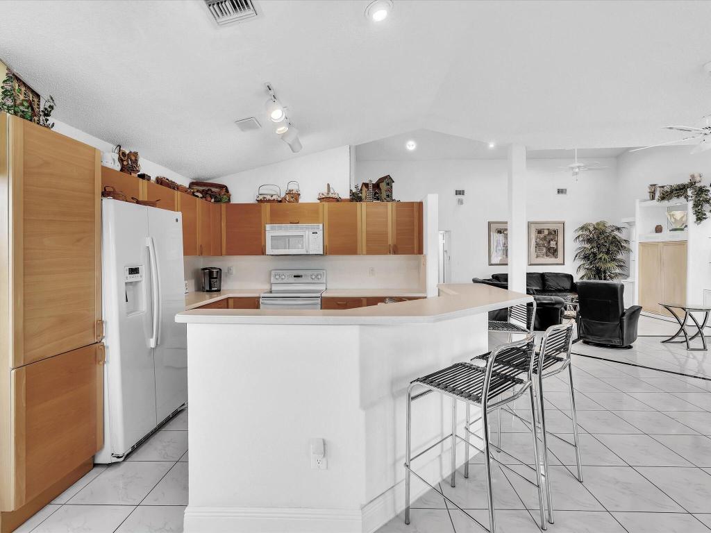 8230 Cassia Drive, Boynton Beach