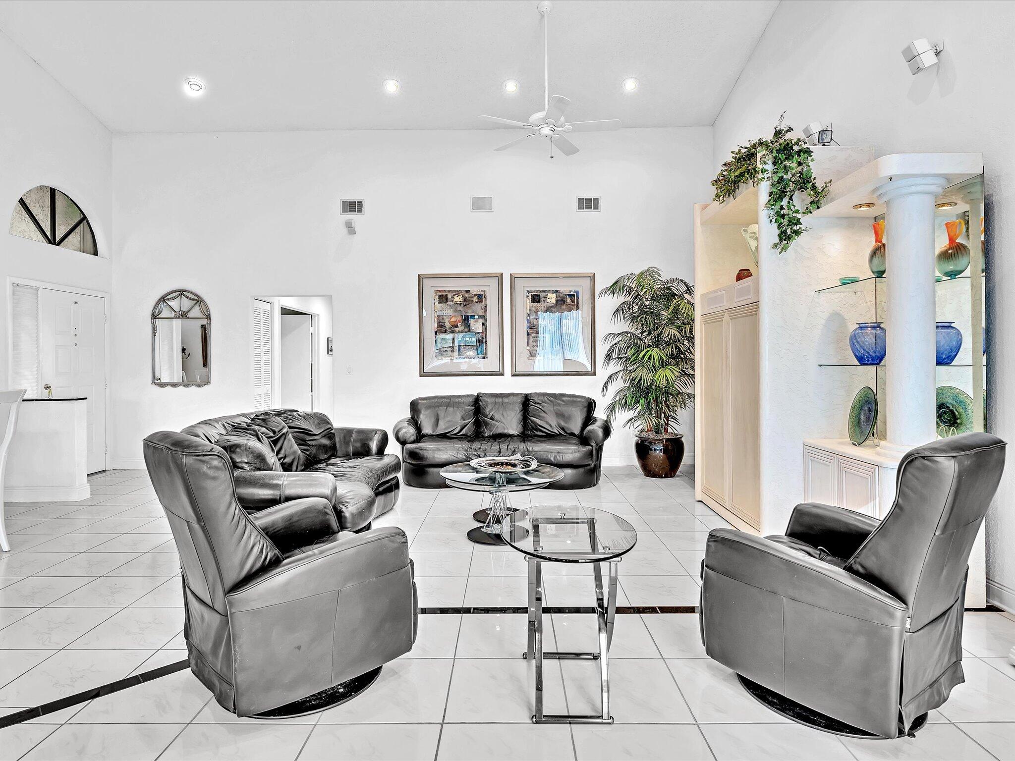 8230 Cassia Drive, Boynton Beach