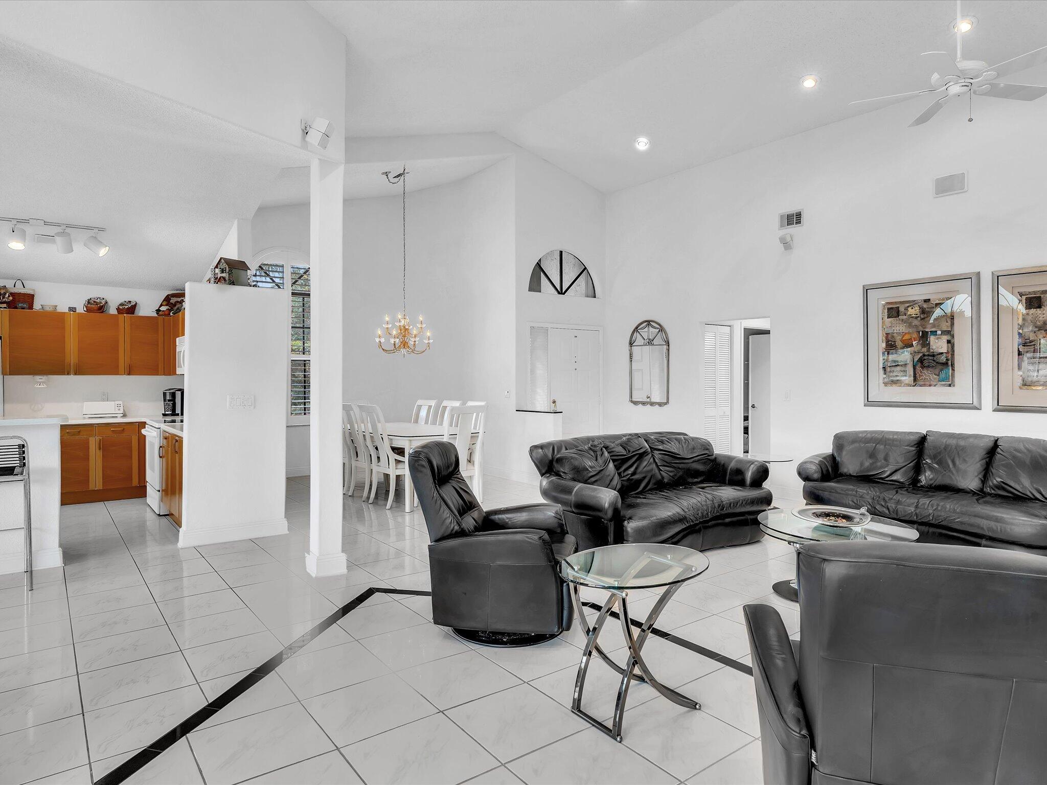 8230 Cassia Drive, Boynton Beach