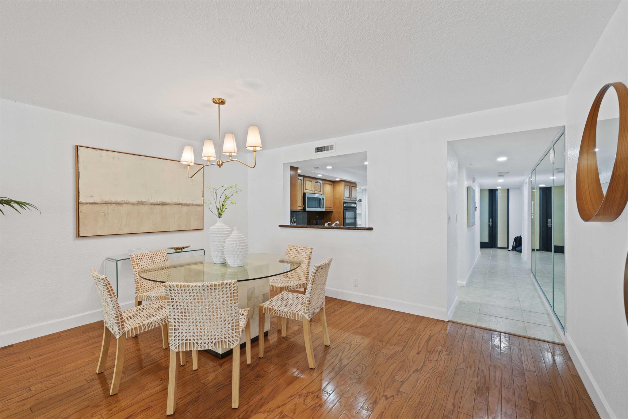 1167 Hillsboro Mile 110