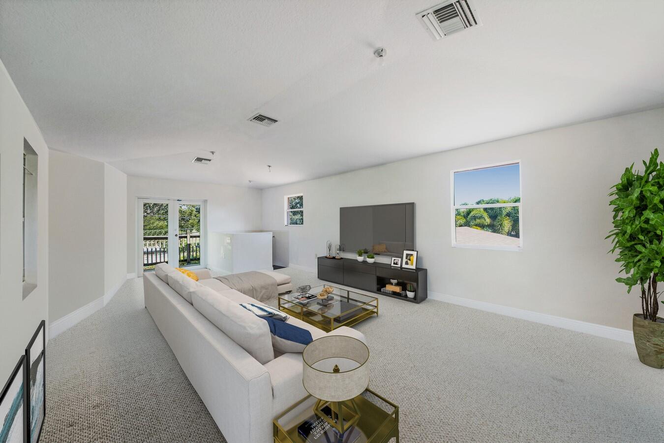 2220 W Pineridge Court