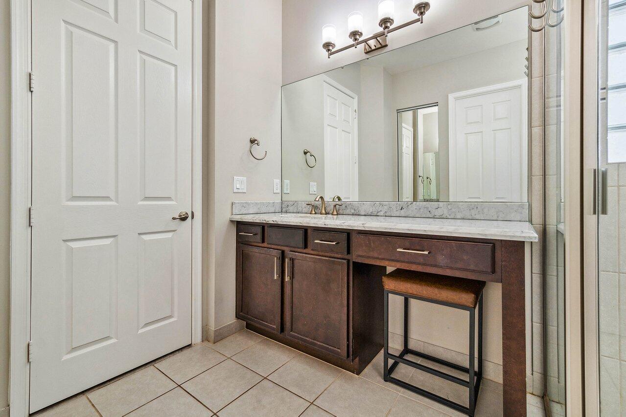 13727 Moss Agate Avenue