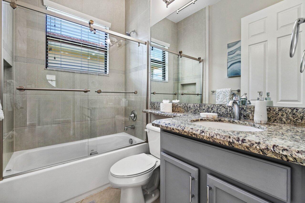 13727 Moss Agate Avenue