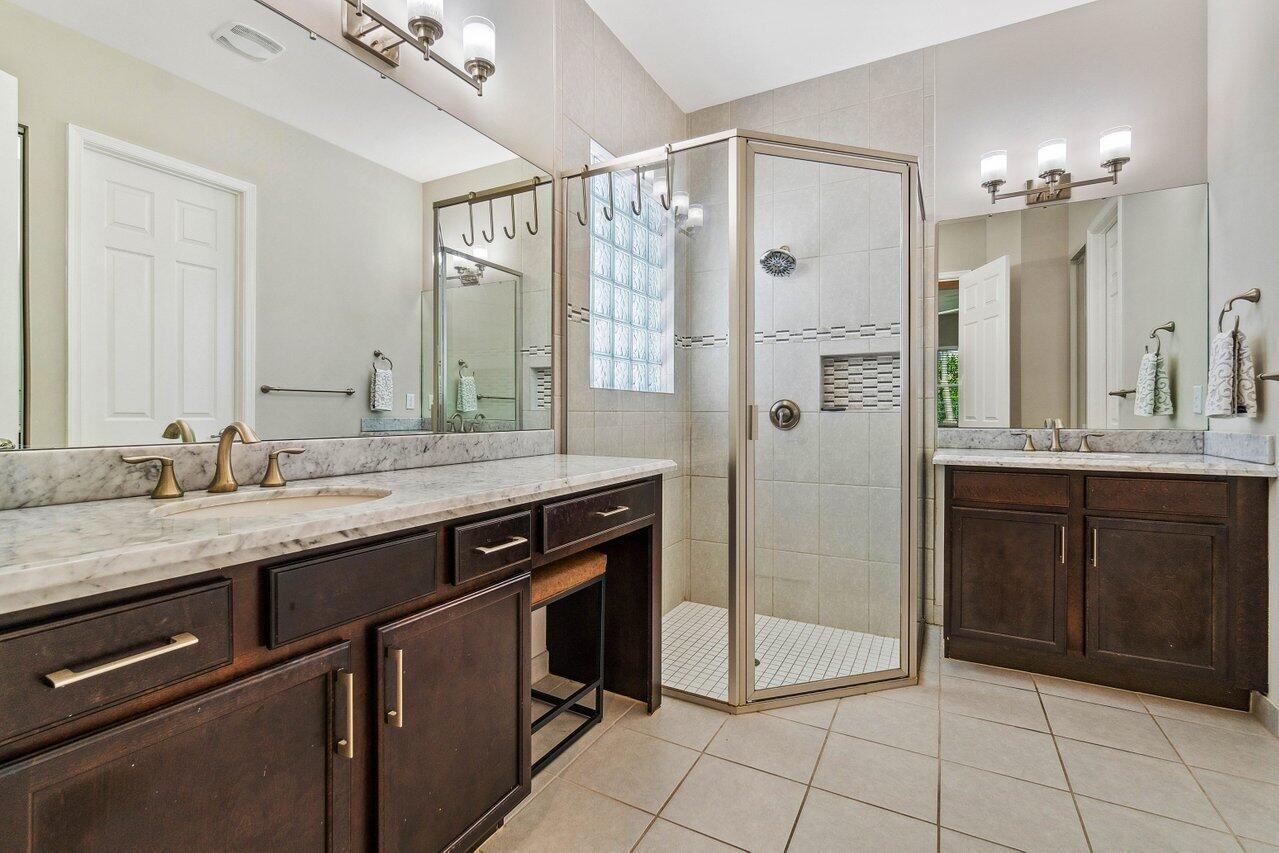 13727 Moss Agate Avenue