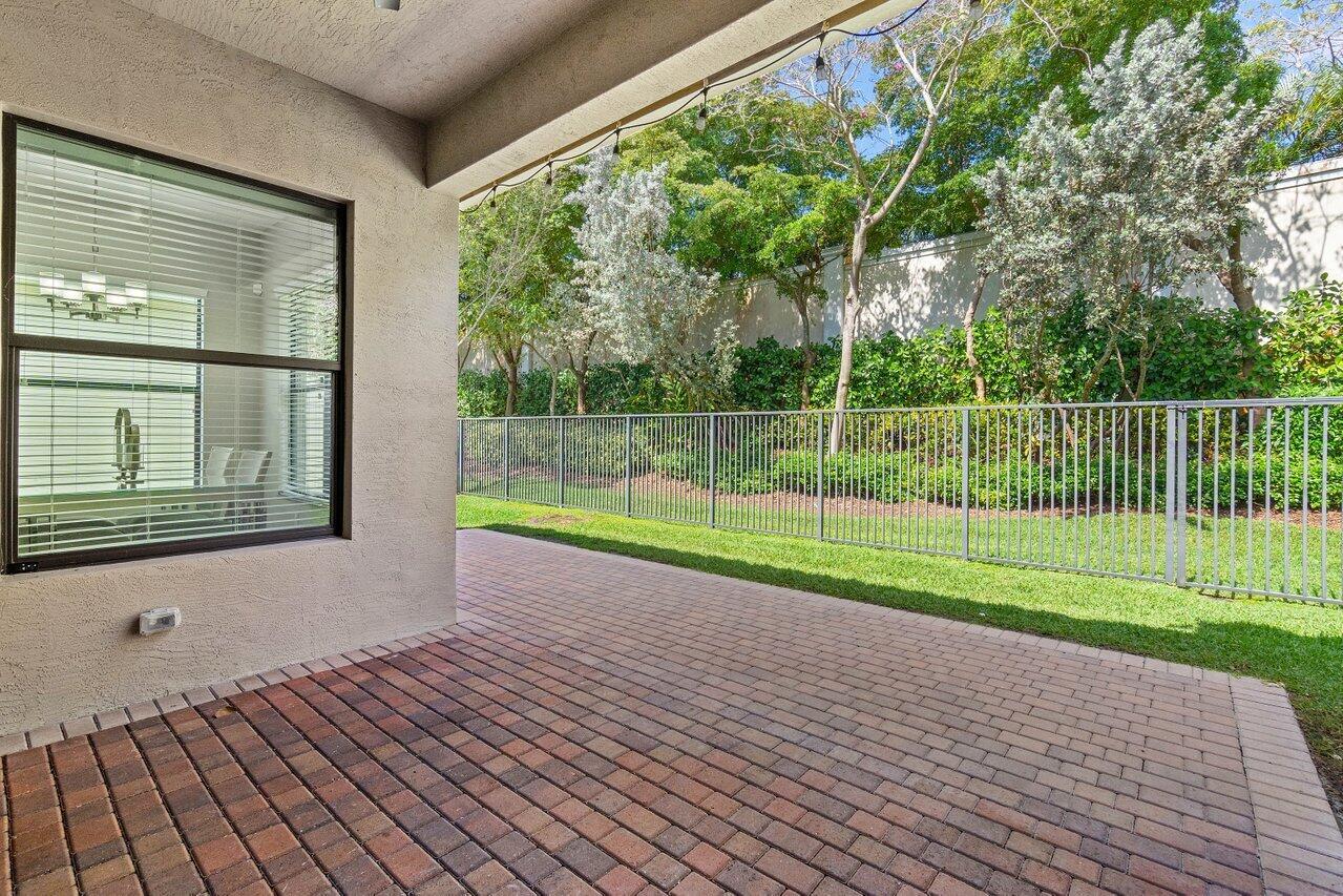 13727 Moss Agate Avenue