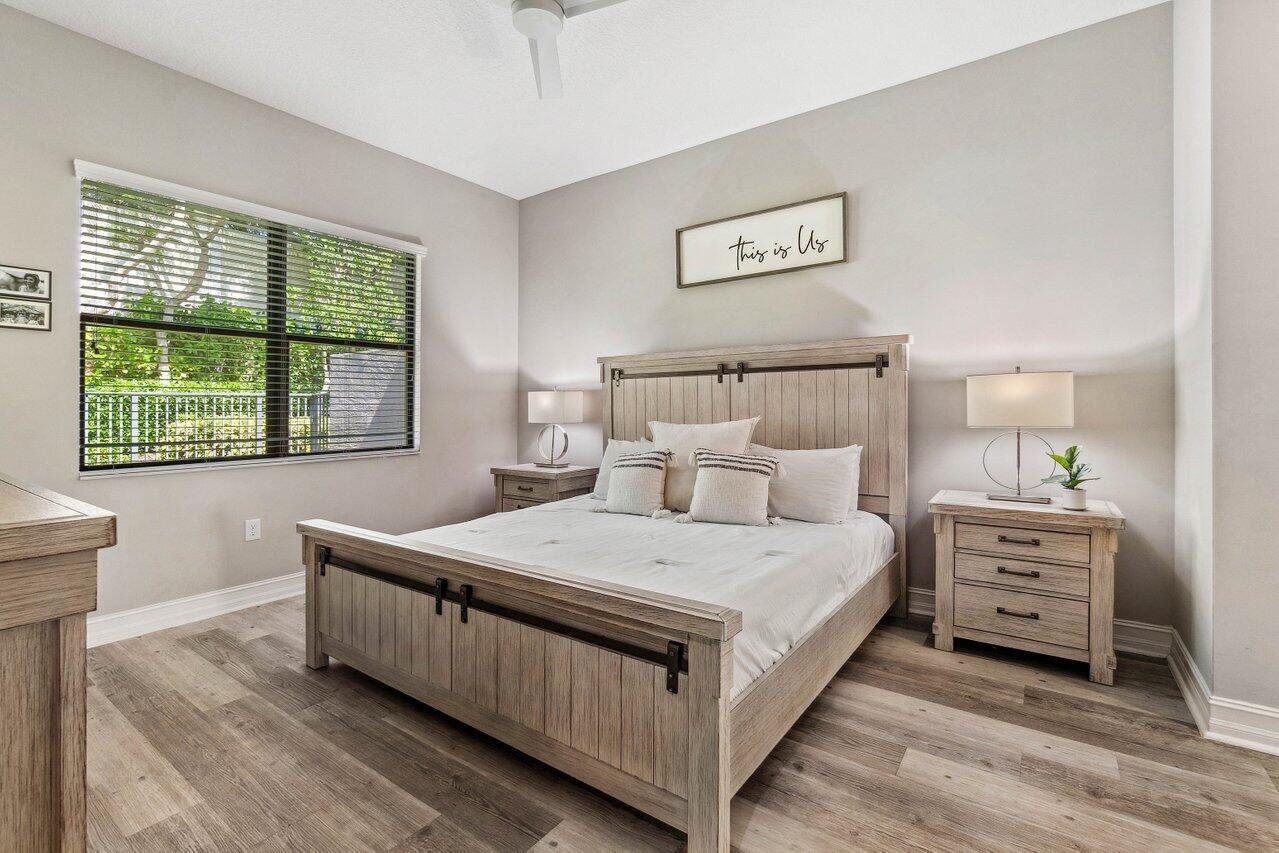 13727 Moss Agate Avenue