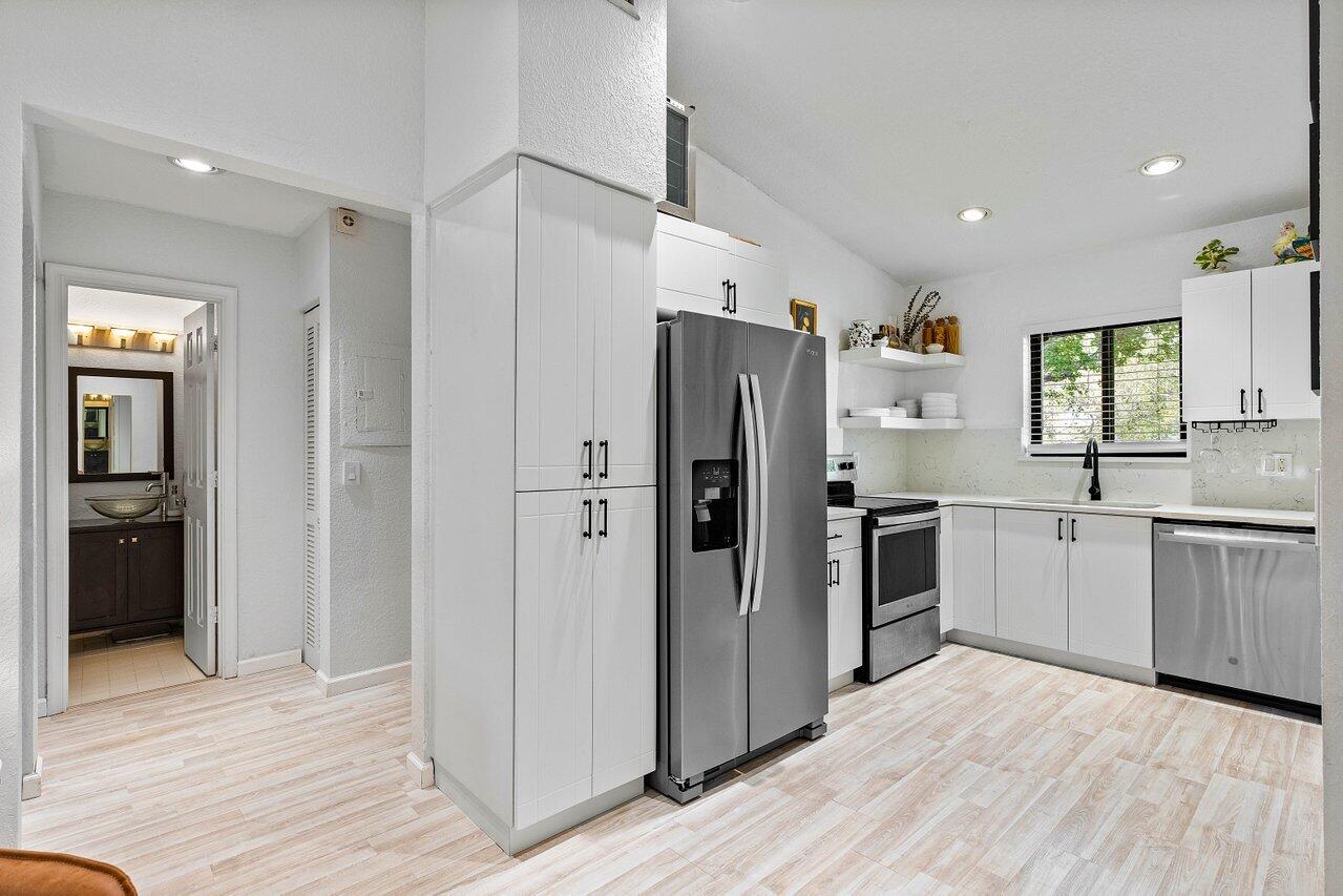 2950 Olivewood Terrace 210