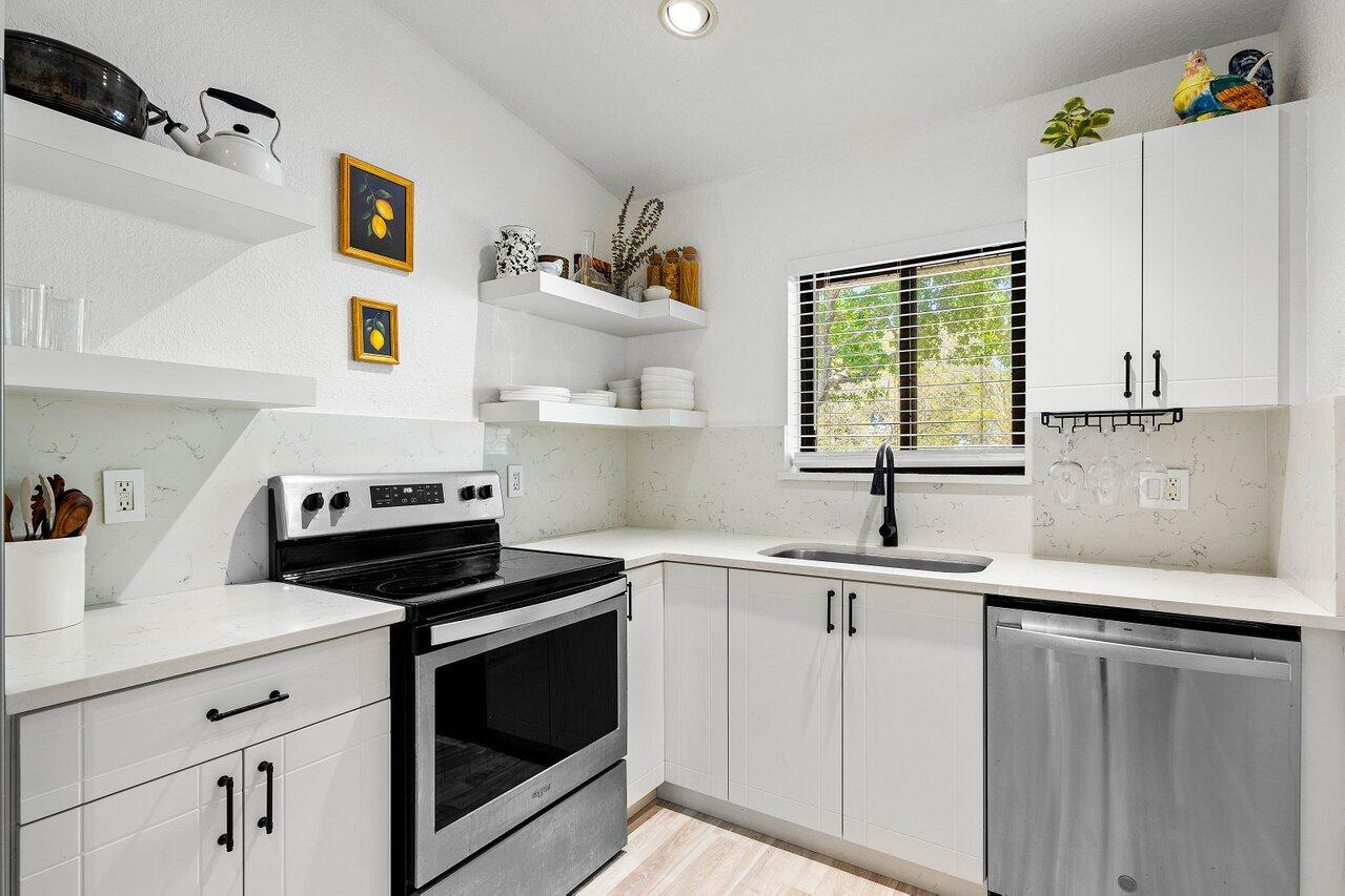 2950 Olivewood Terrace 210